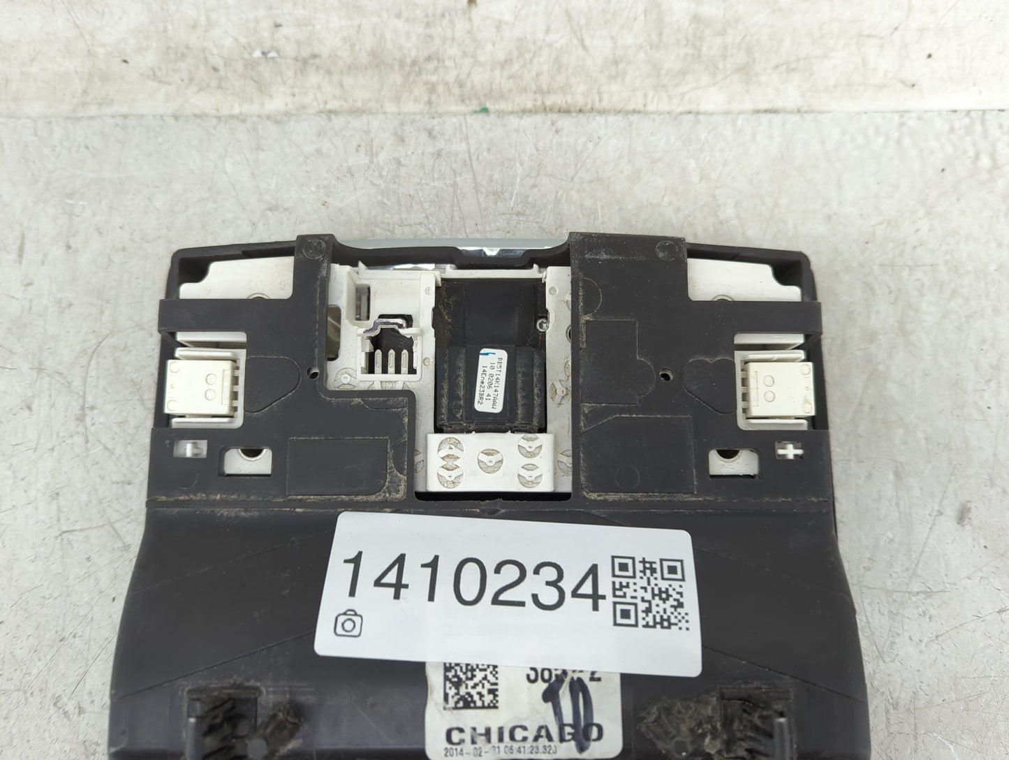 2011-2015 Ford Explorer Overhead Roof Console Black - Oemusedautoparts1.com