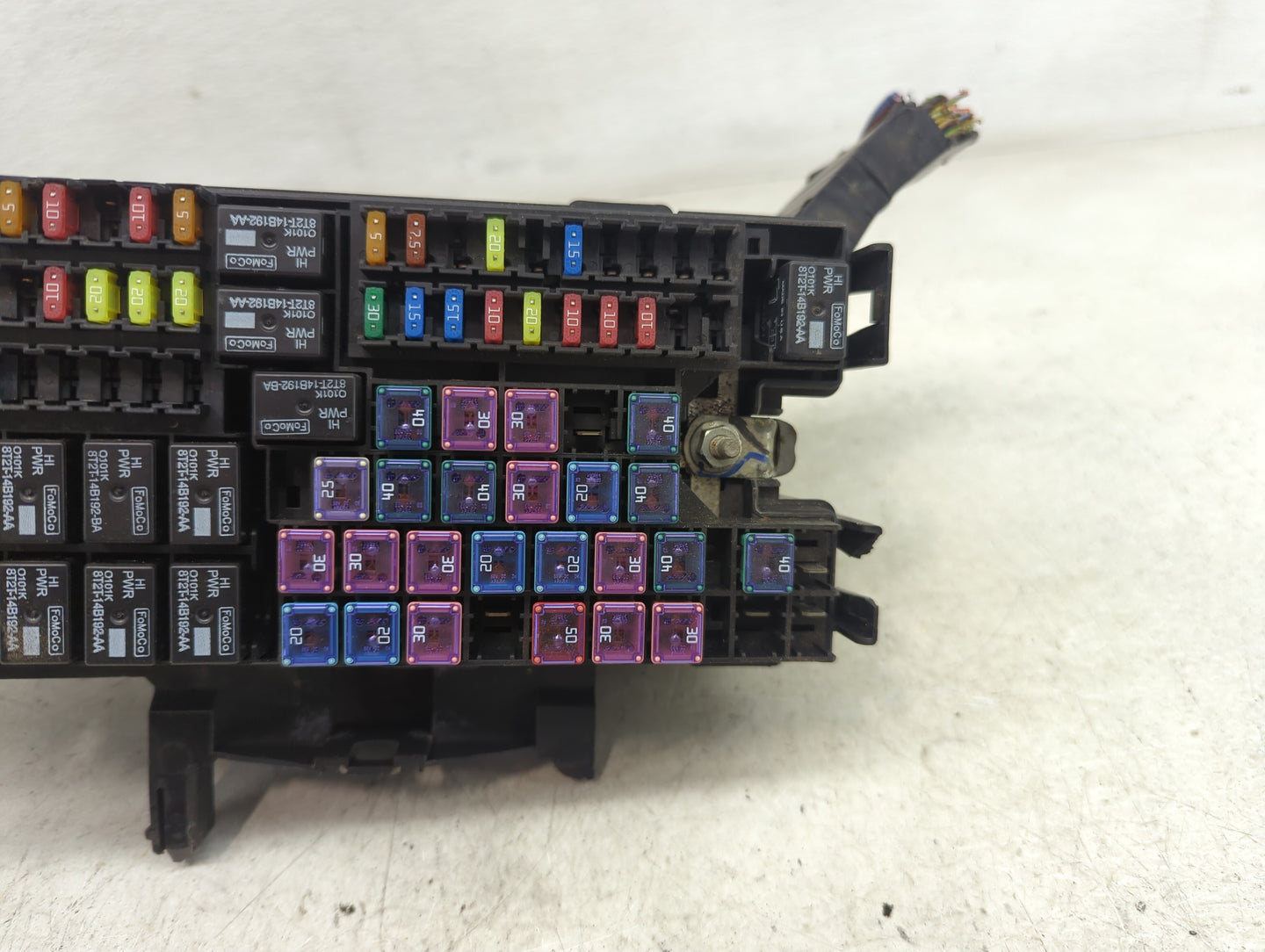 2014-2015 Ford Explorer Fusebox Fuse Box Panel Relay Module P/N:BT4T-14A003-AA Fits Fits 2014 2015 OEM Used Auto Parts - Oem