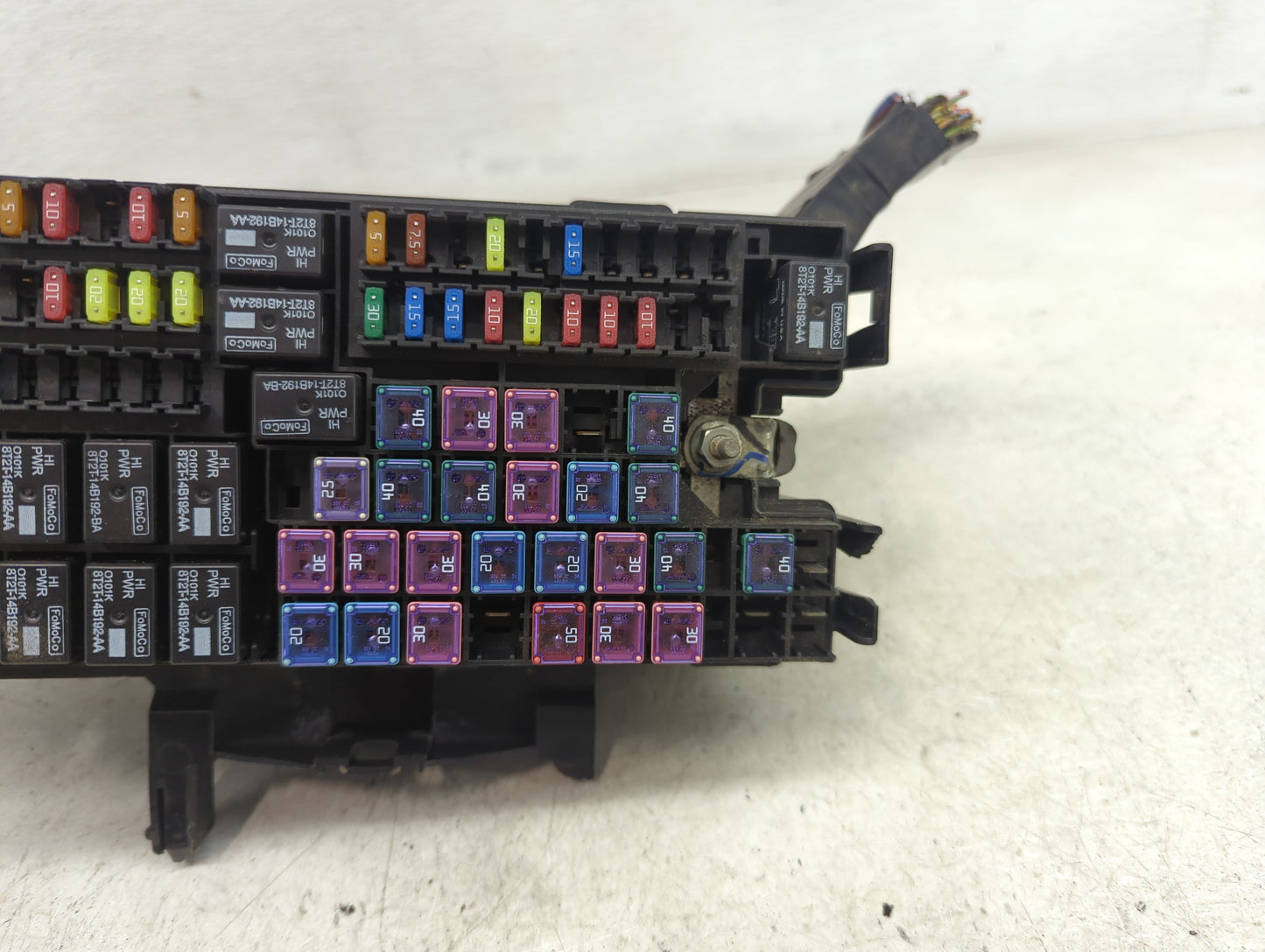 2014-2015 Ford Explorer Fusebox Fuse Box Panel Relay Module P/N:BT4T-14A003-AA Fits Fits 2014 2015 OEM Used Auto Parts - Oem