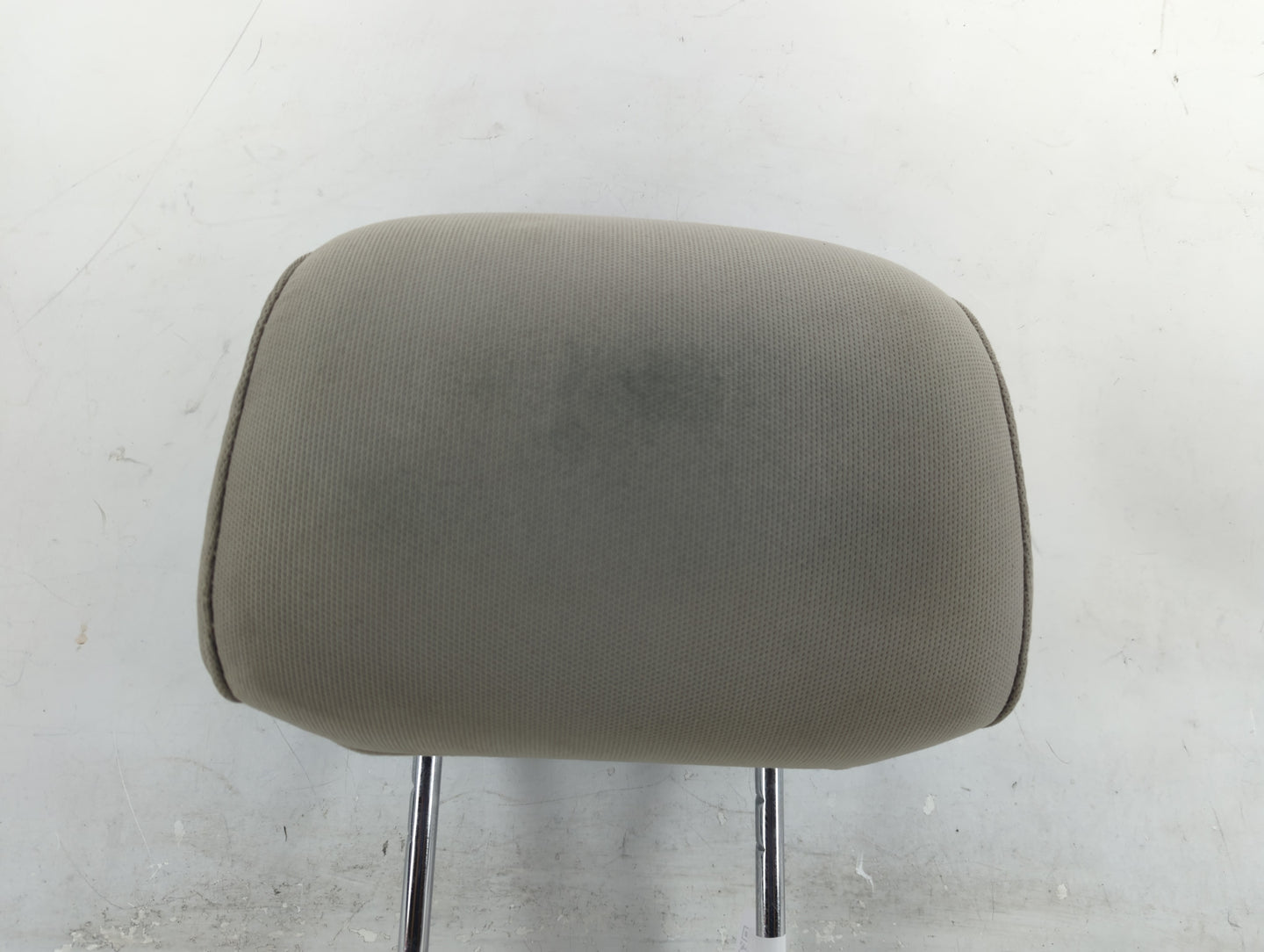 2014 Ford Explorer Headrest Head Rest Front Driver Seat Gray - Oemusedautoparts1.com