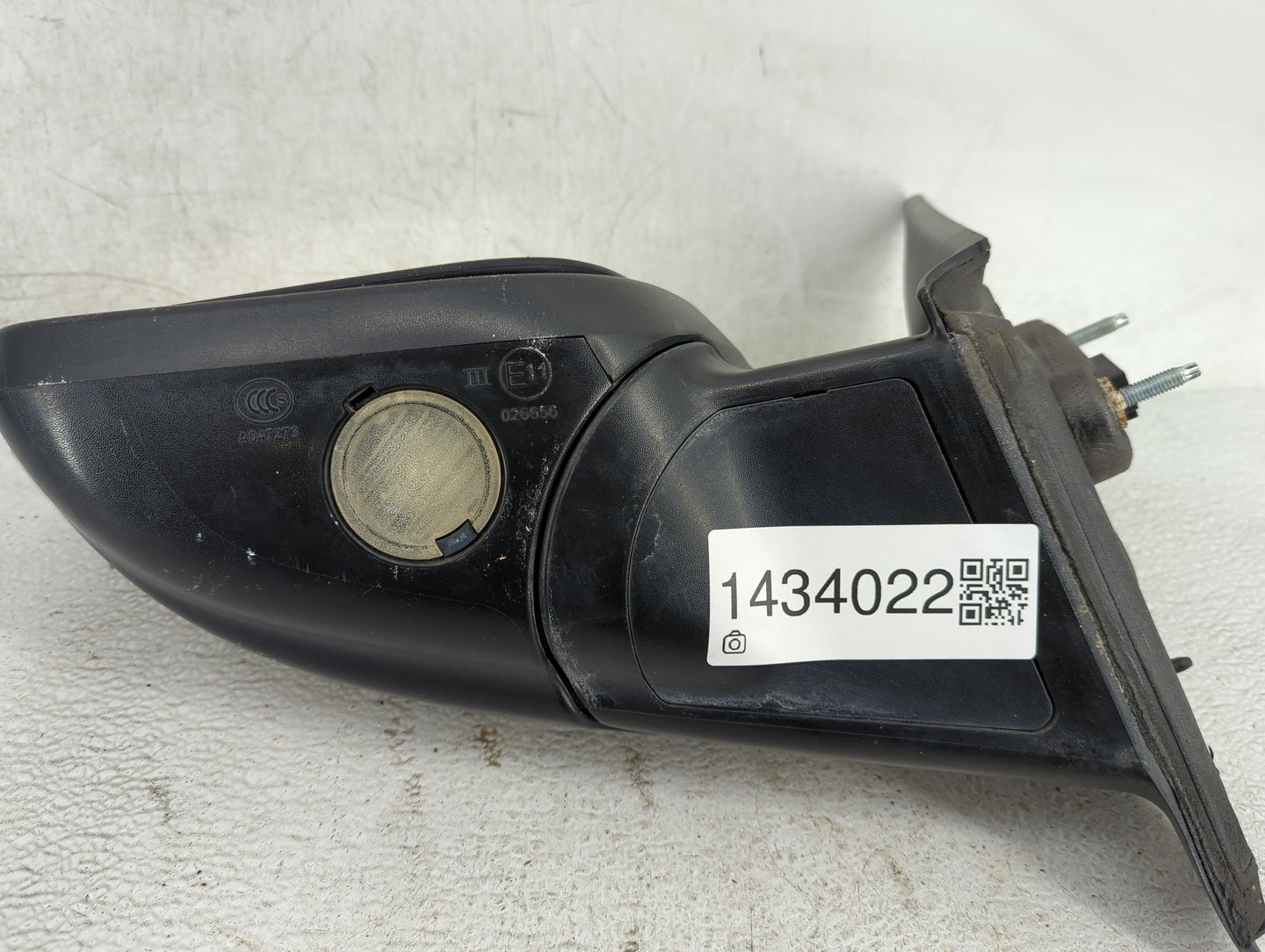 2011-2015 Ford Explorer Driver Side View Mirror - Left Door Mirror OEM Used - Oemusedautoparts1.com