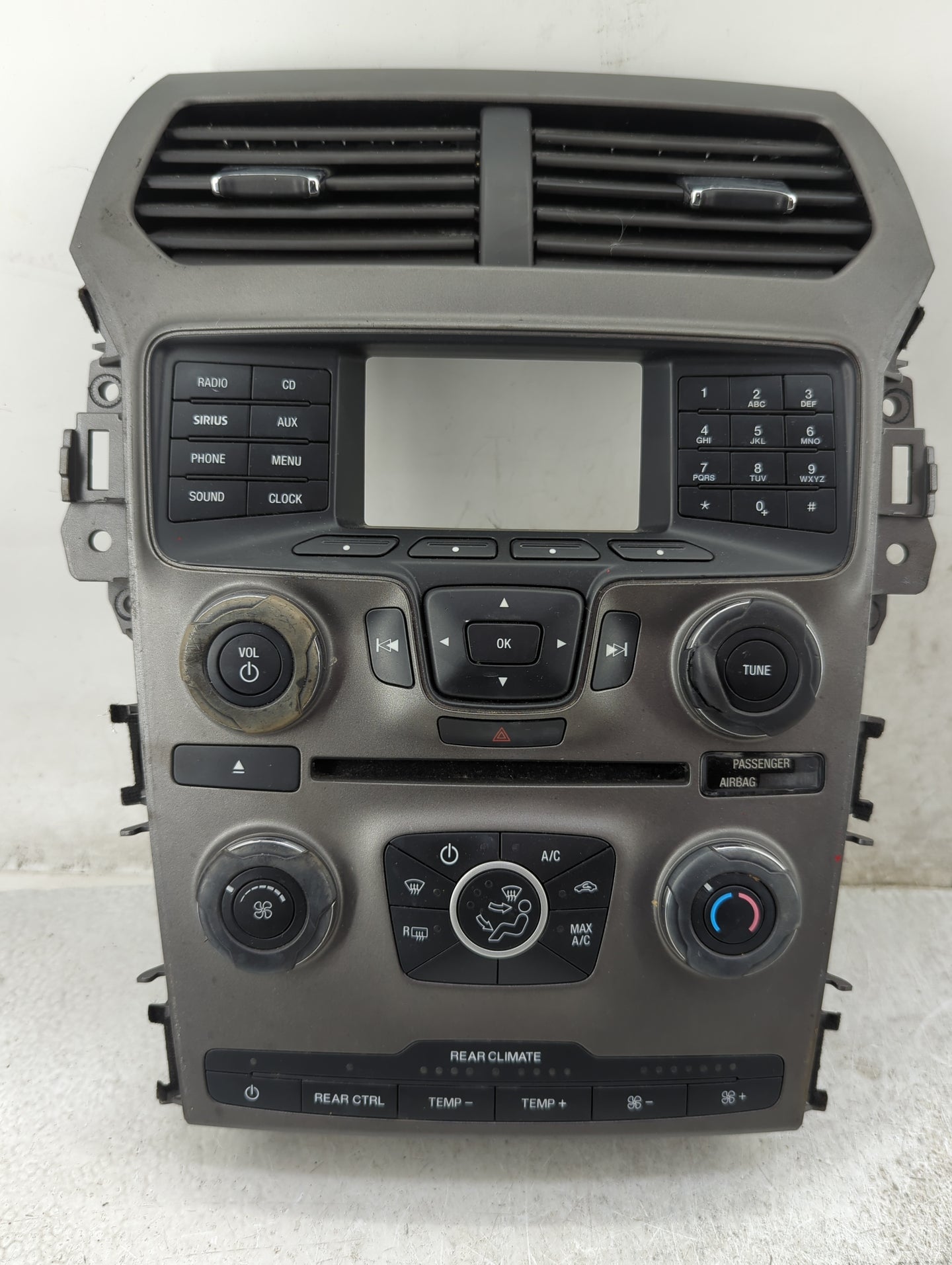 2014-2015 Ford Explorer Radio Control Panel - Oemusedautoparts1.com