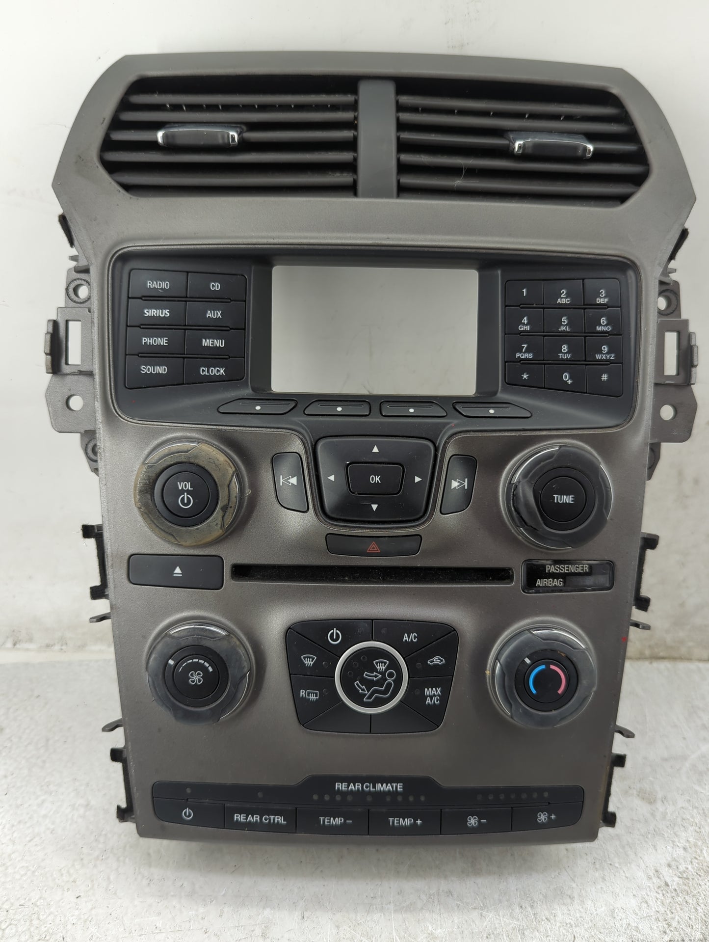 2014-2015 Ford Explorer Radio Control Panel - Oemusedautoparts1.com