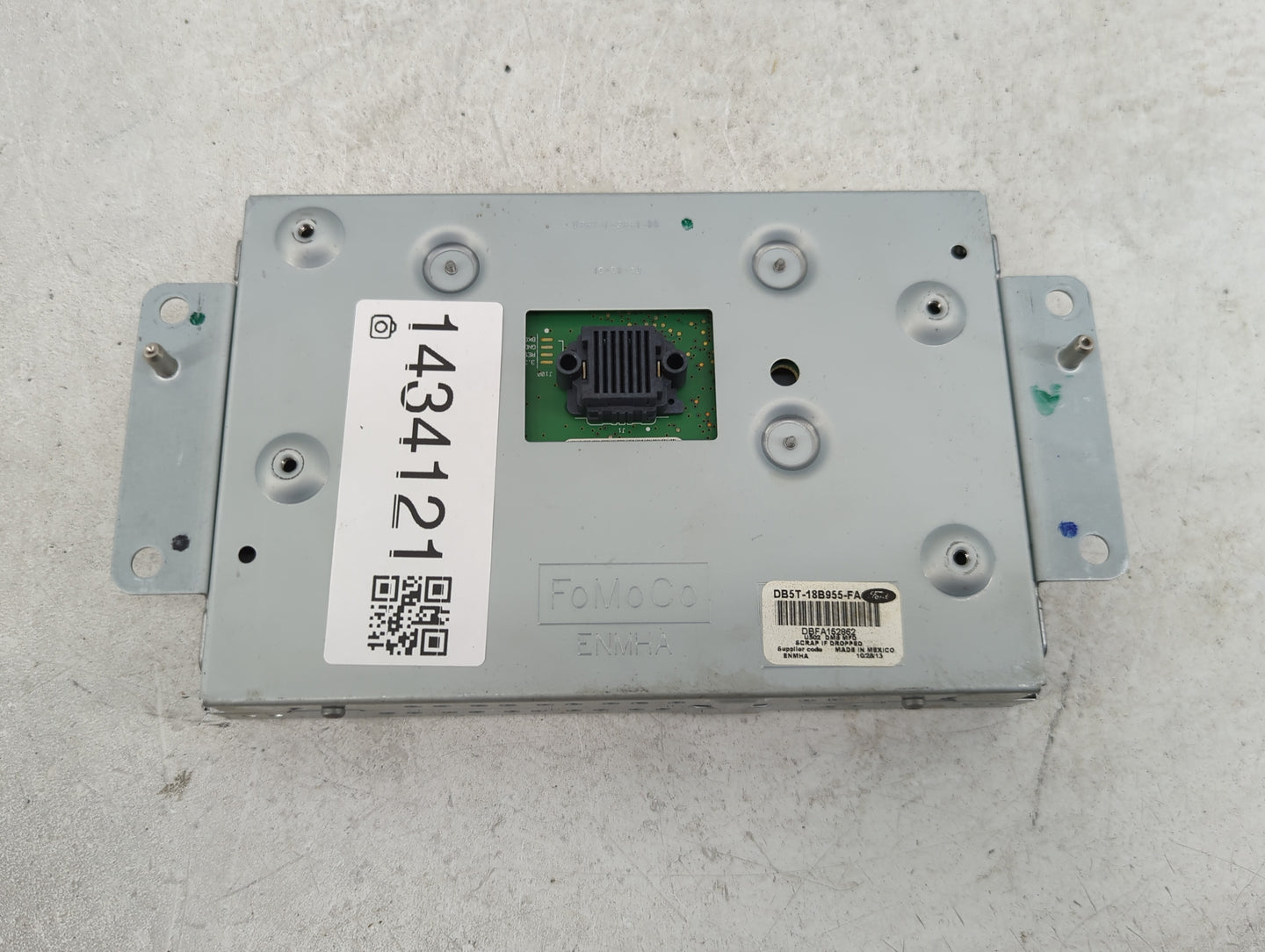 2013-2014 Ford Explorer Information Display Screen - Oemusedautoparts1.com