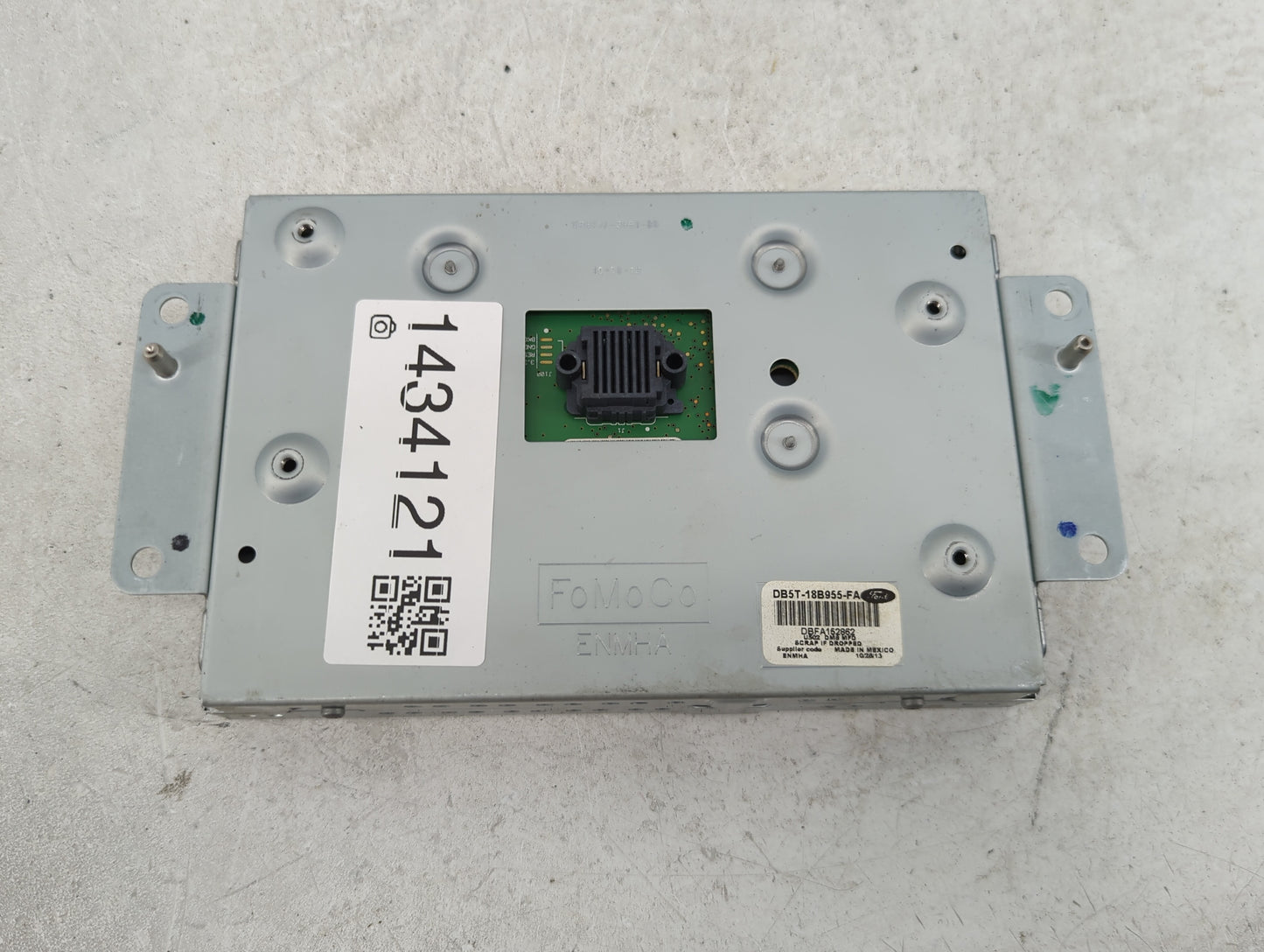 2013-2014 Ford Explorer Information Display Screen - Oemusedautoparts1.com