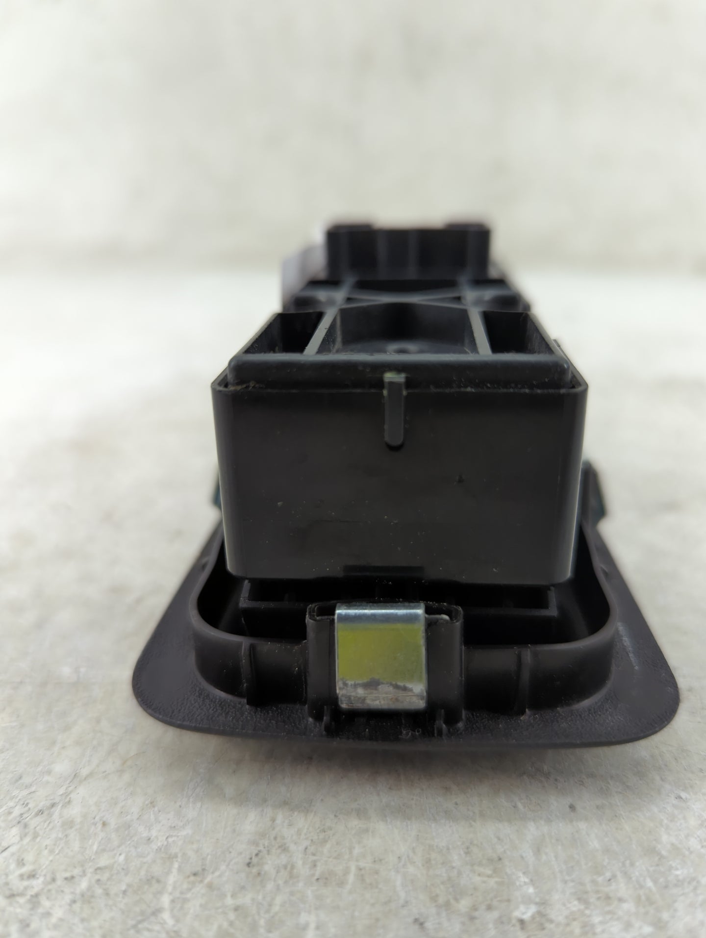 2011-2022 Ford Explorer Master Power Window Switch Replacement Driver Side Left P/N:581890883 Fits OEM Used Auto Parts - Oem