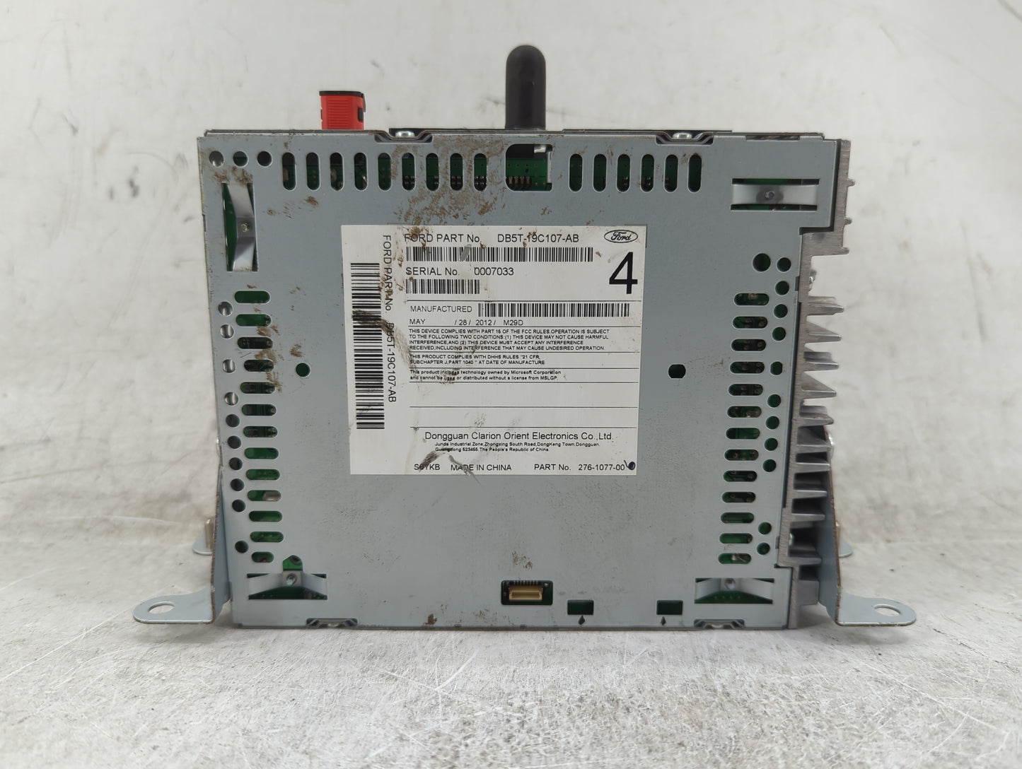 2013-2014 Ford Explorer Radio AM FM Cd Player Receiver Replacement P/N:DB5T-19C107-AB Fits Fits 2013 2014 OEM Used Auto Part