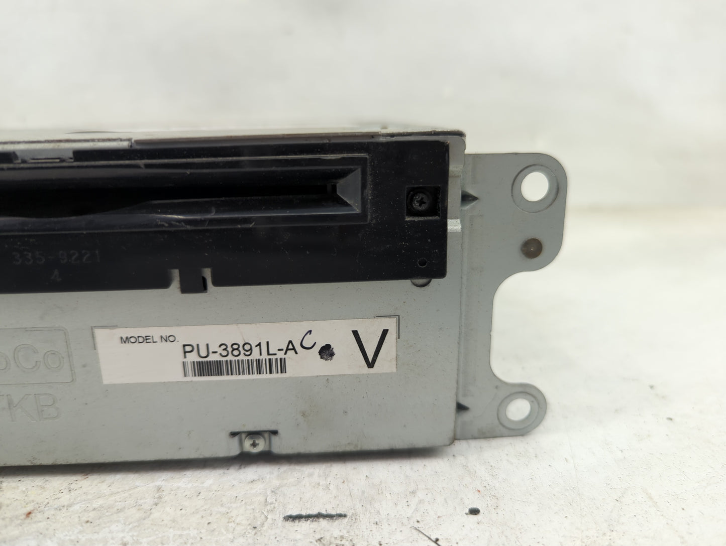 2014 Ford Explorer Radio AM FM Cd Player Receiver Replacement P/N:EB5T19C107FC Fits OEM Used Auto Parts - Oemusedautoparts1.