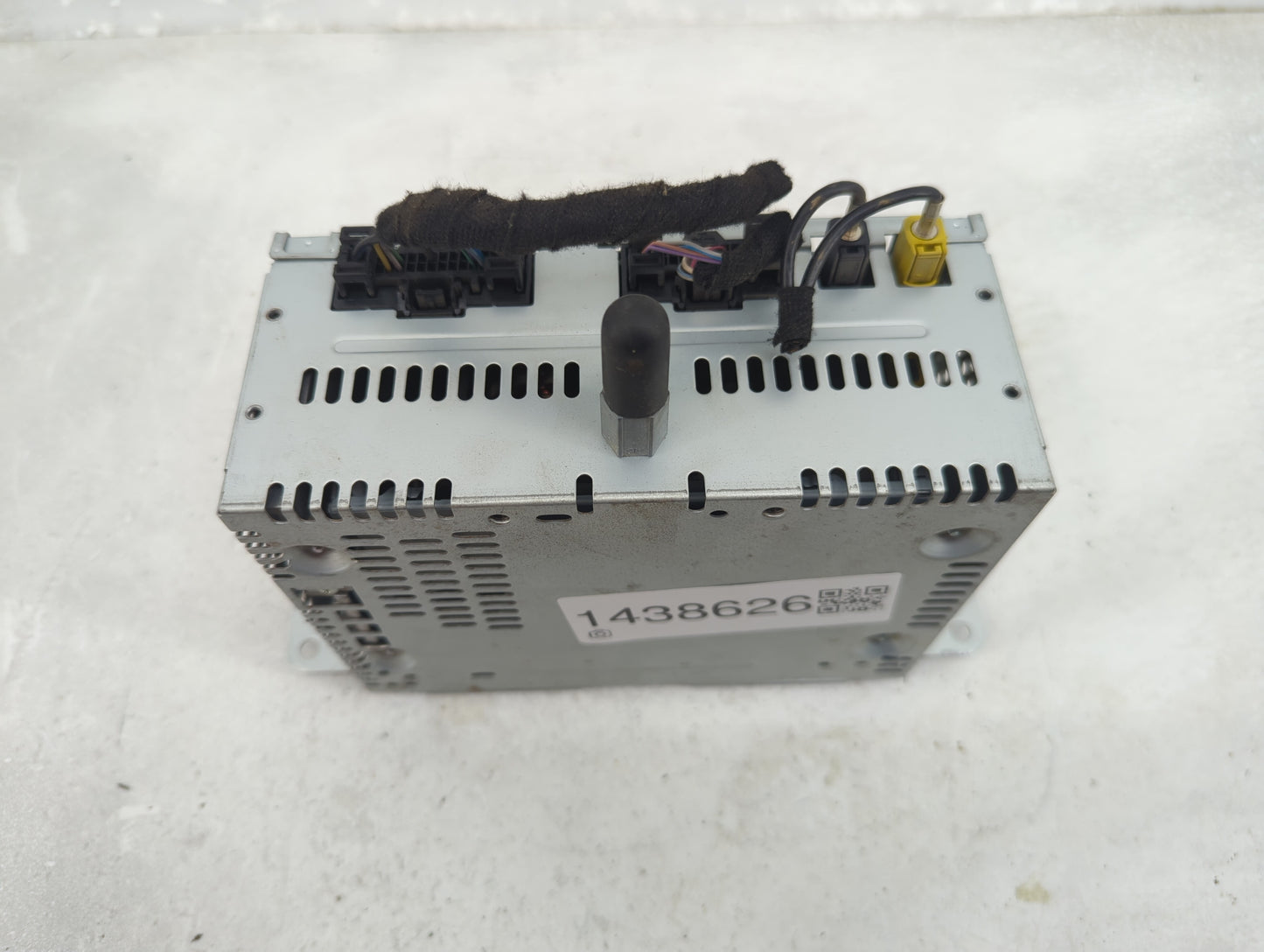 2014 Ford Explorer Radio AM FM Cd Player Receiver Replacement P/N:EB5T19C107FC Fits OEM Used Auto Parts - Oemusedautoparts1.