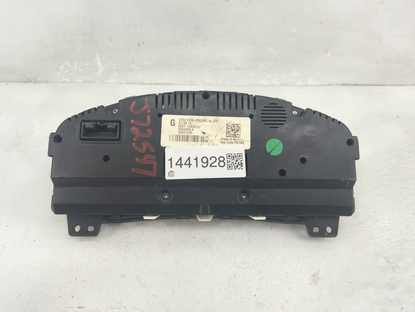 2014-2015 Ford Explorer Instrument Cluster Speedometer Gauges P/N:EB5T-10849-GJ Fits Fits 2014 2015 OEM Used Auto Parts - Oe