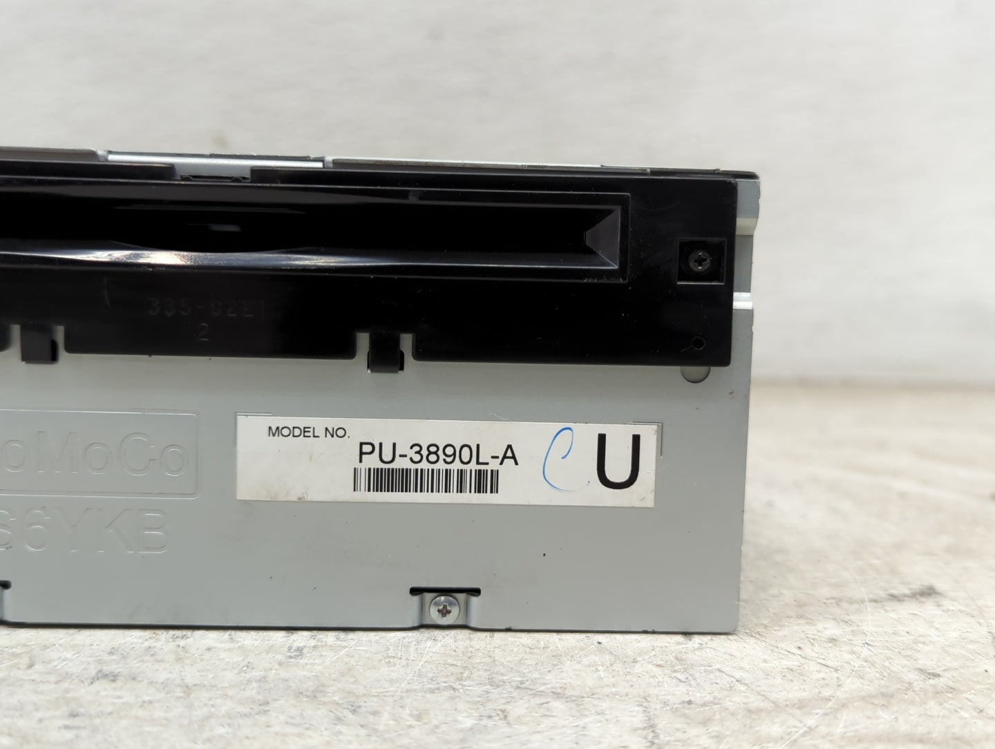 2014 Ford Explorer Radio AM FM Cd Player Receiver Replacement P/N:PU-3890L-A EB5T-19C107-BB Fits OEM Used Auto Parts - Oemus