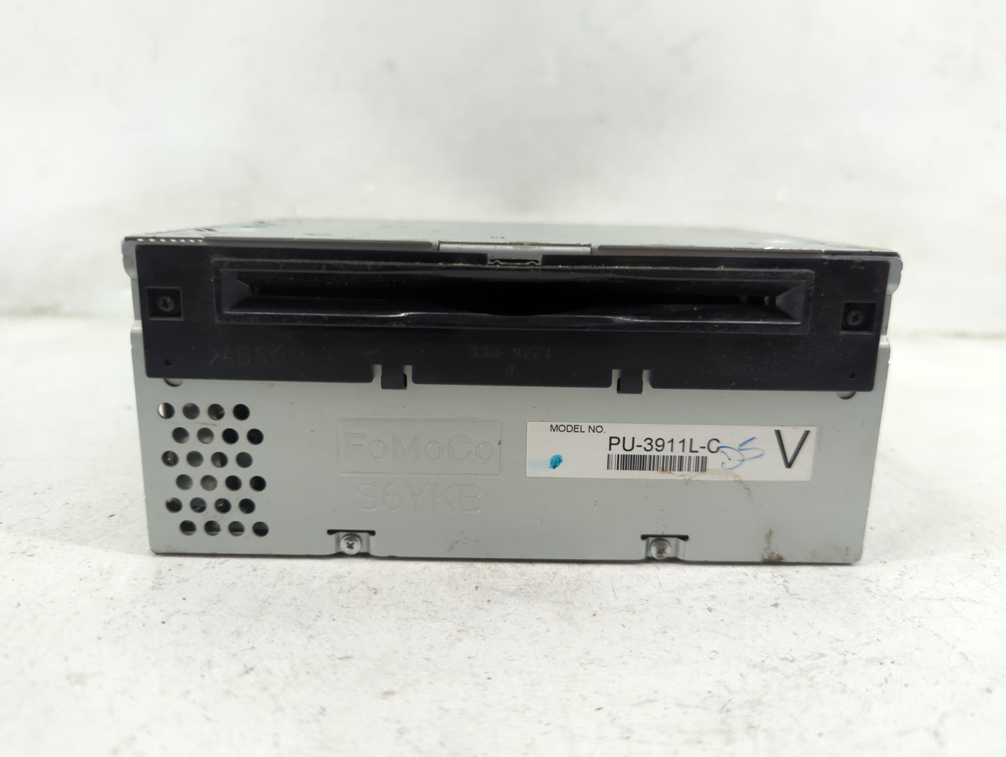 2014 Ford Explorer Radio AM FM Cd Player Receiver Replacement P/N:PU-3911L-C EB5T19C107FC, A12810105 Fits OEM Used Auto Part