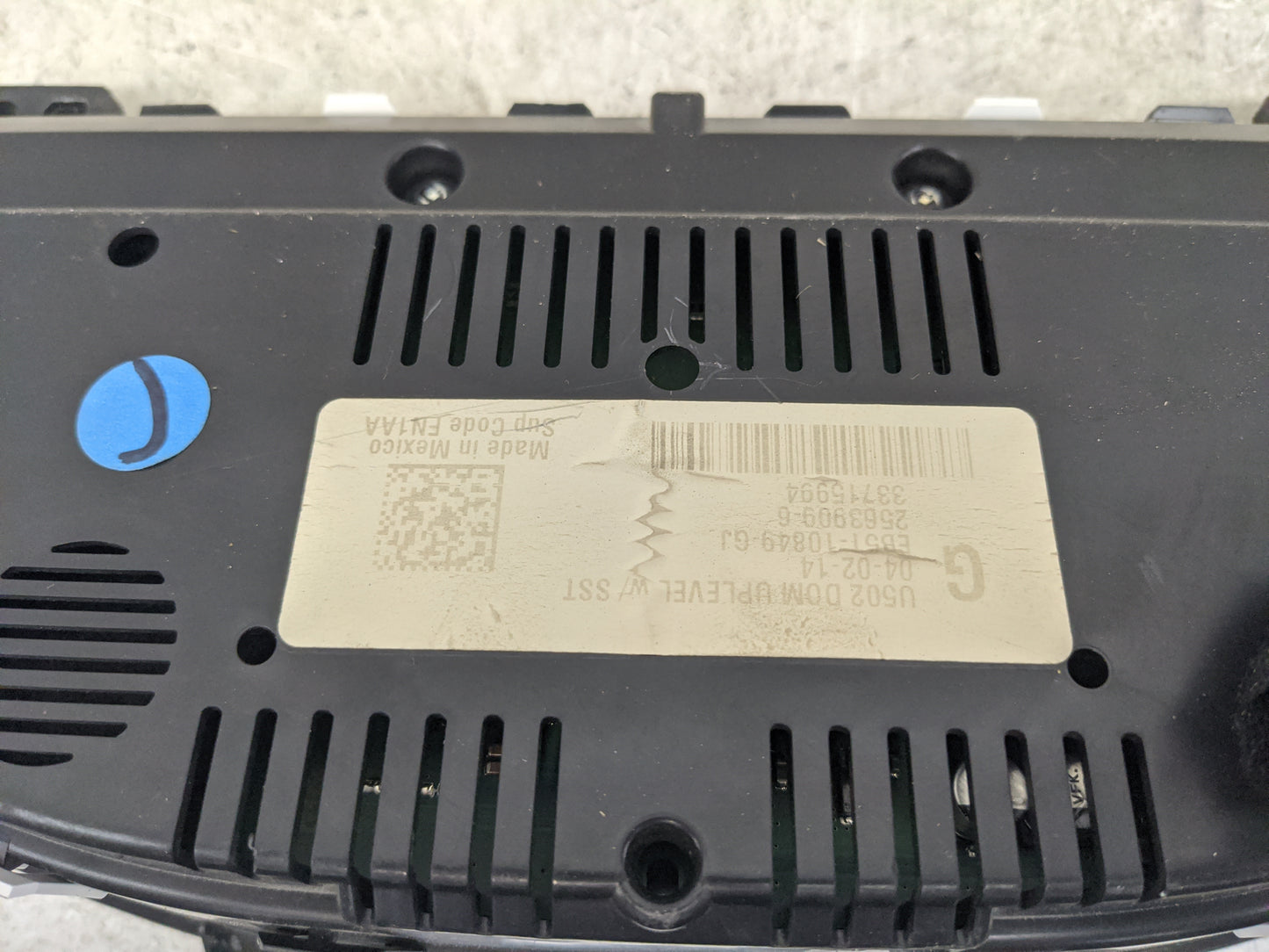 2012-2015 Ford Explorer Instrument Cluster Speedometer Gauges P/N:EB5T-10849-GJ 25639909-6 Miles:104K Fits OEM Used Auto Par