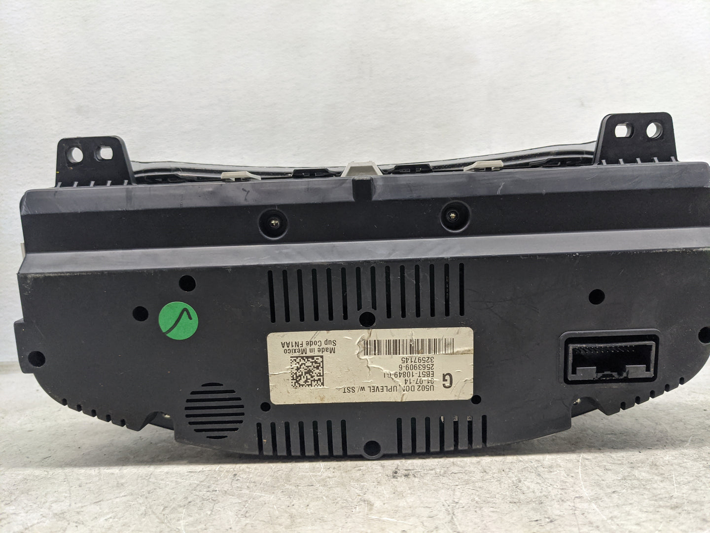 2014-2015 Ford Explorer Instrument Cluster Speedometer Gauges P/N:EB5T-10849-GA EB5T-10849-GL Miles:120K Fits Fits 2014 2015