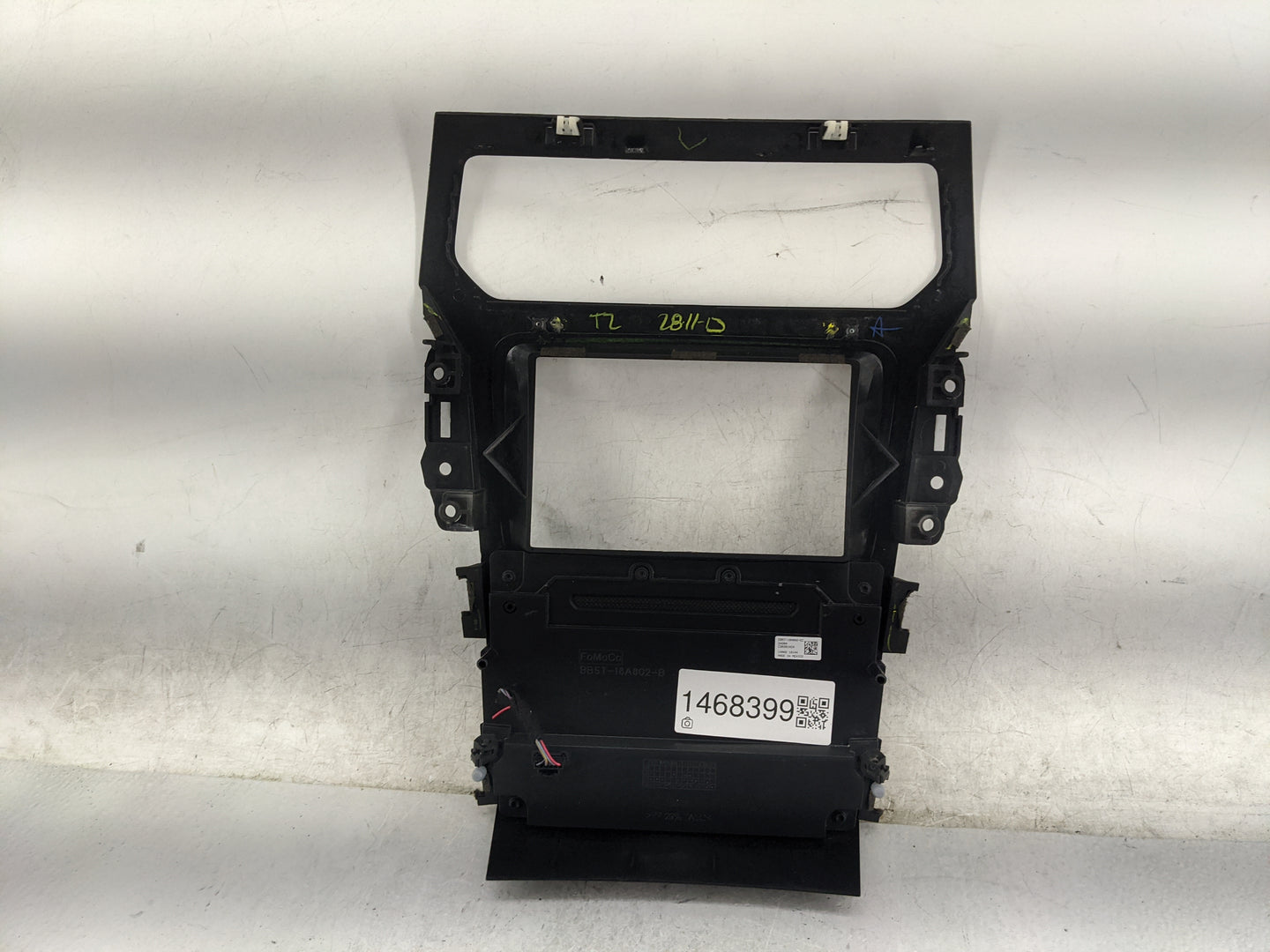 2014-2015 Ford Explorer Radio Control Panel 1468399 - Oemusedautoparts1.com