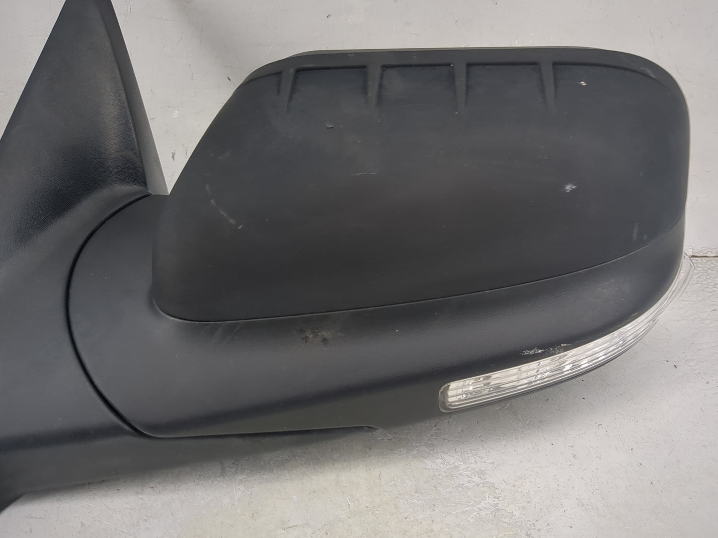 2011-2015 Ford Explorer Driver Side View Mirror - Left Door Mirror OEM Used - Oemusedautoparts1.com