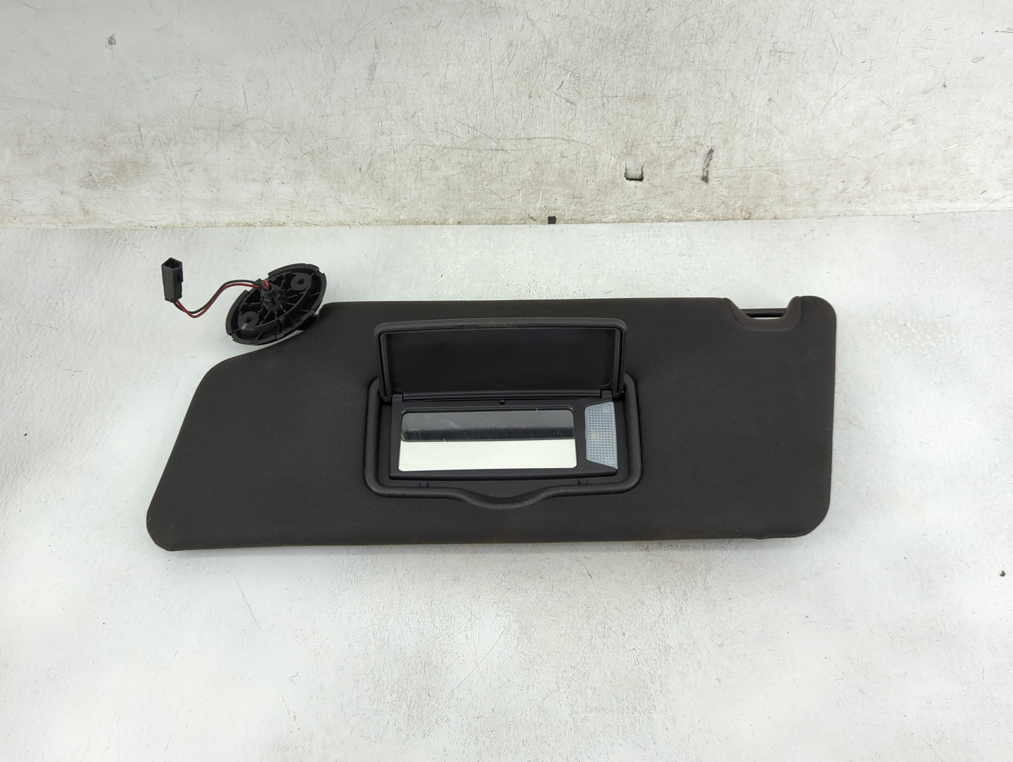 2011-2015 Ford Explorer Sun Visor Shade Replacement Driver Left Mirror Fits Fits 2011 2012 2013 2014 2015 OEM Used Auto Part