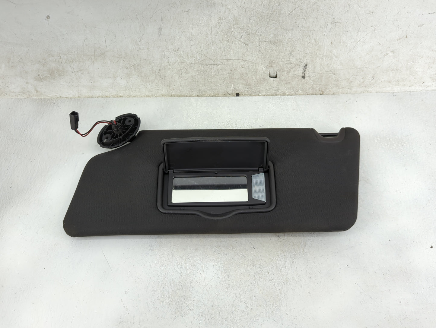 2011-2015 Ford Explorer Sun Visor Shade Replacement Driver Left Mirror Fits Fits 2011 2012 2013 2014 2015 OEM Used Auto Part