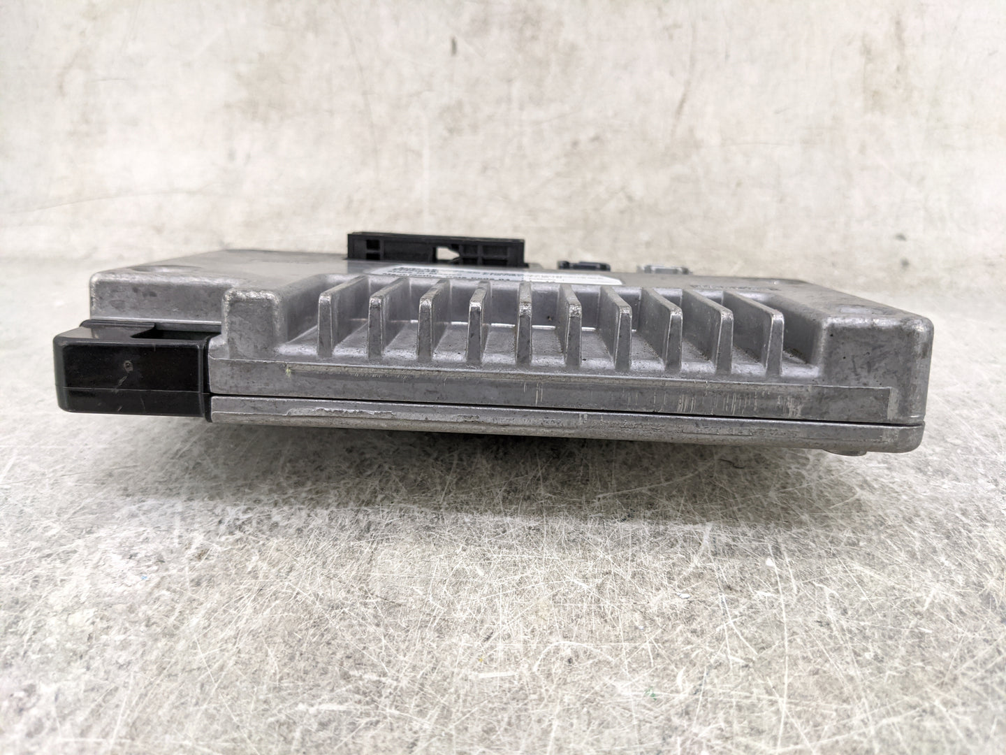 2012-2015 Ford Explorer Information-gps-tv Control Module - Oemusedautoparts1.com