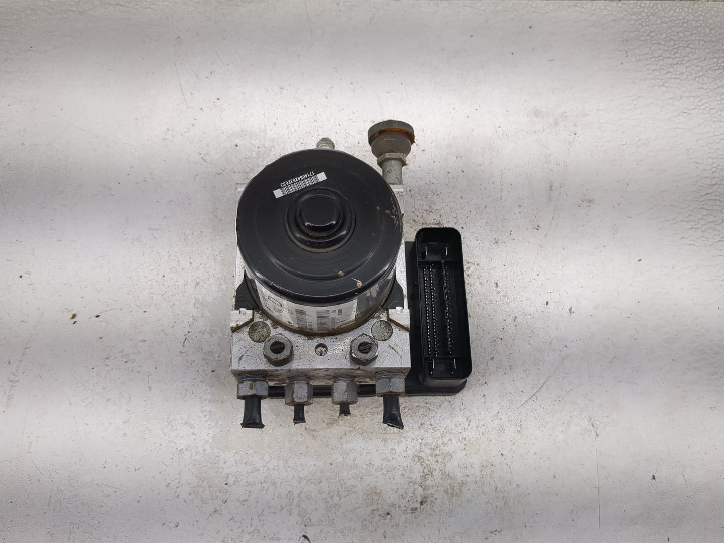 2013-2014 Ford Explorer ABS Pump Control Module Replacement P/N:DB53-2C405-DE DB53-2C219-DD, 28.5264-8032.3 Fits Fits 2013 2