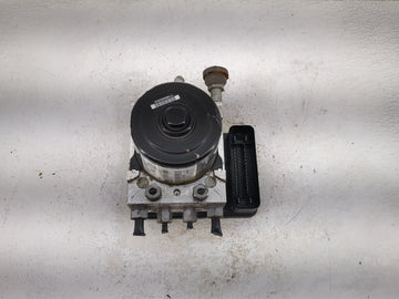 2013-2014 Ford Explorer ABS Pump Control Module Replacement P/N:DB53-2C405-DE DB53-2C219-DD, 28.5264-8032.3 Fits Fits 2013 2014 OEM Used Auto Parts