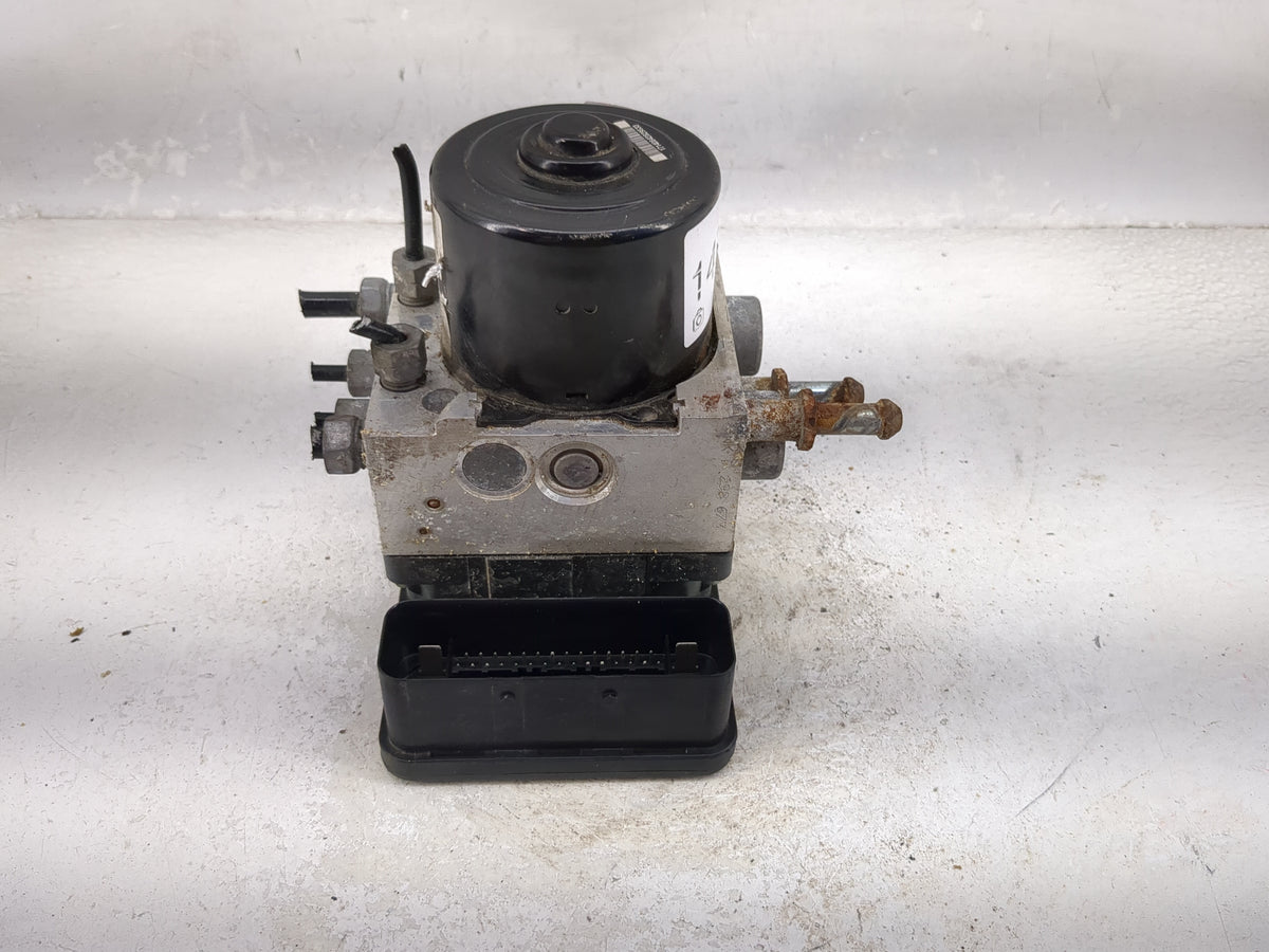 2013-2014 Ford Explorer Anti-Lock Brake ABS Pump Module Actuator OEM P/N:DB53-2C405-EE Fits Fits 2013 2014 OEM Used Auto Par