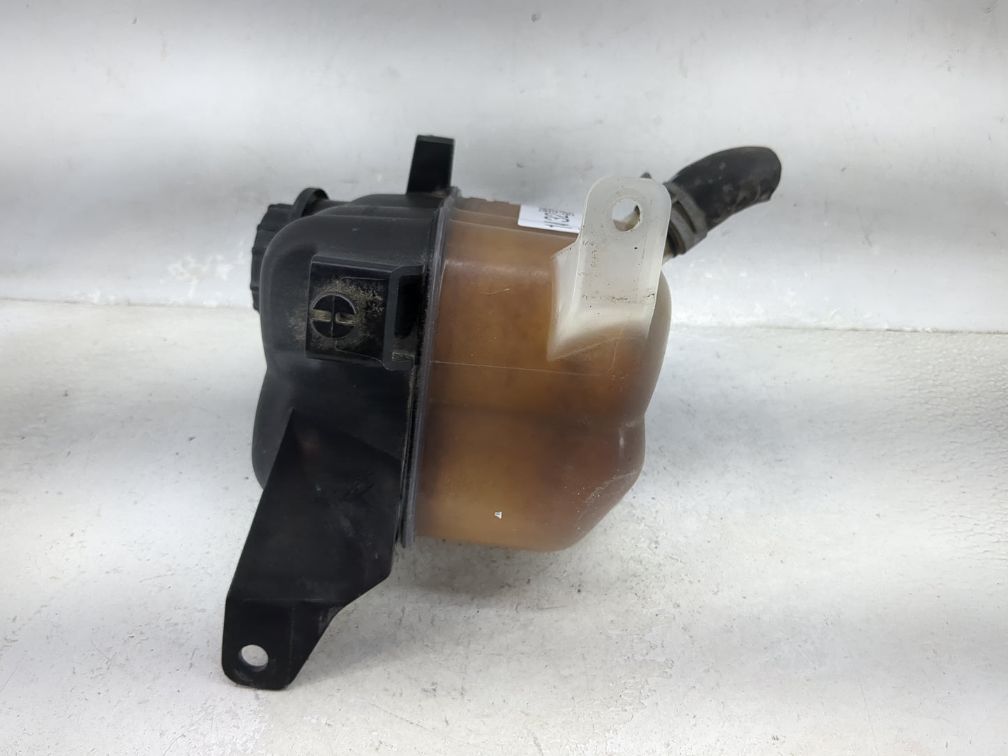 Ford Explorer Radiator Coolant Overflow Expansion Tank Bottle 1477132 - Oemusedautoparts1.com
