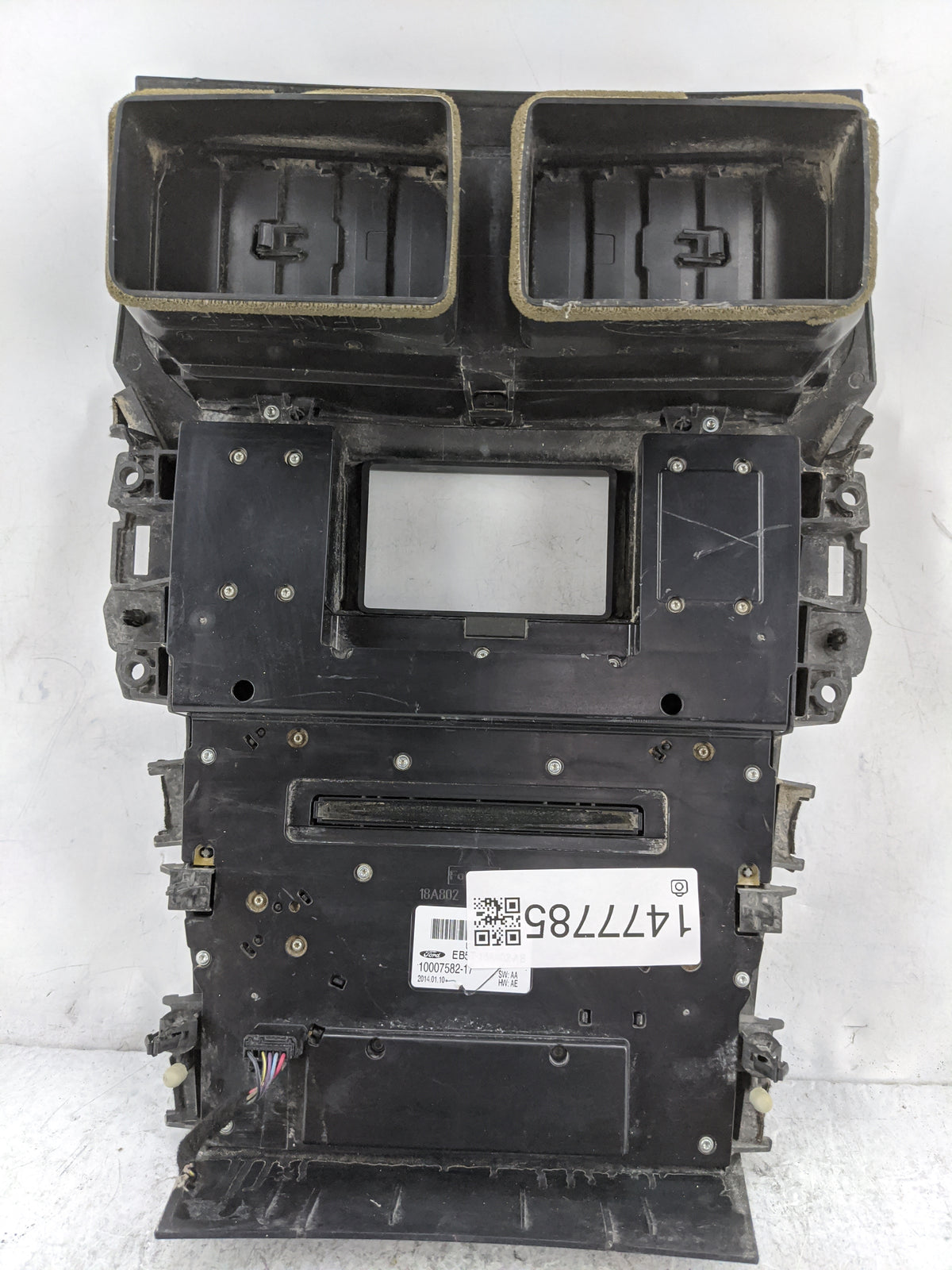 2014-2015 Ford Explorer Radio Control Panel 1477785 - Oemusedautoparts1.com