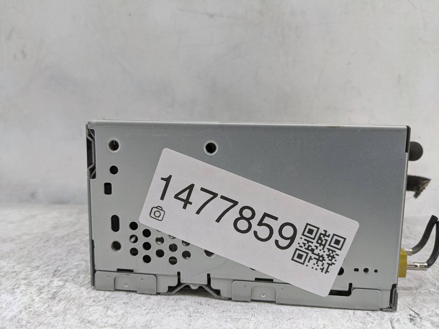2014 Ford Explorer Radio AM FM Cd Player Receiver Replacement P/N:PU-3910L-C EB5T-19C107-EA, 276-1056-76 Fits OEM Used Auto 