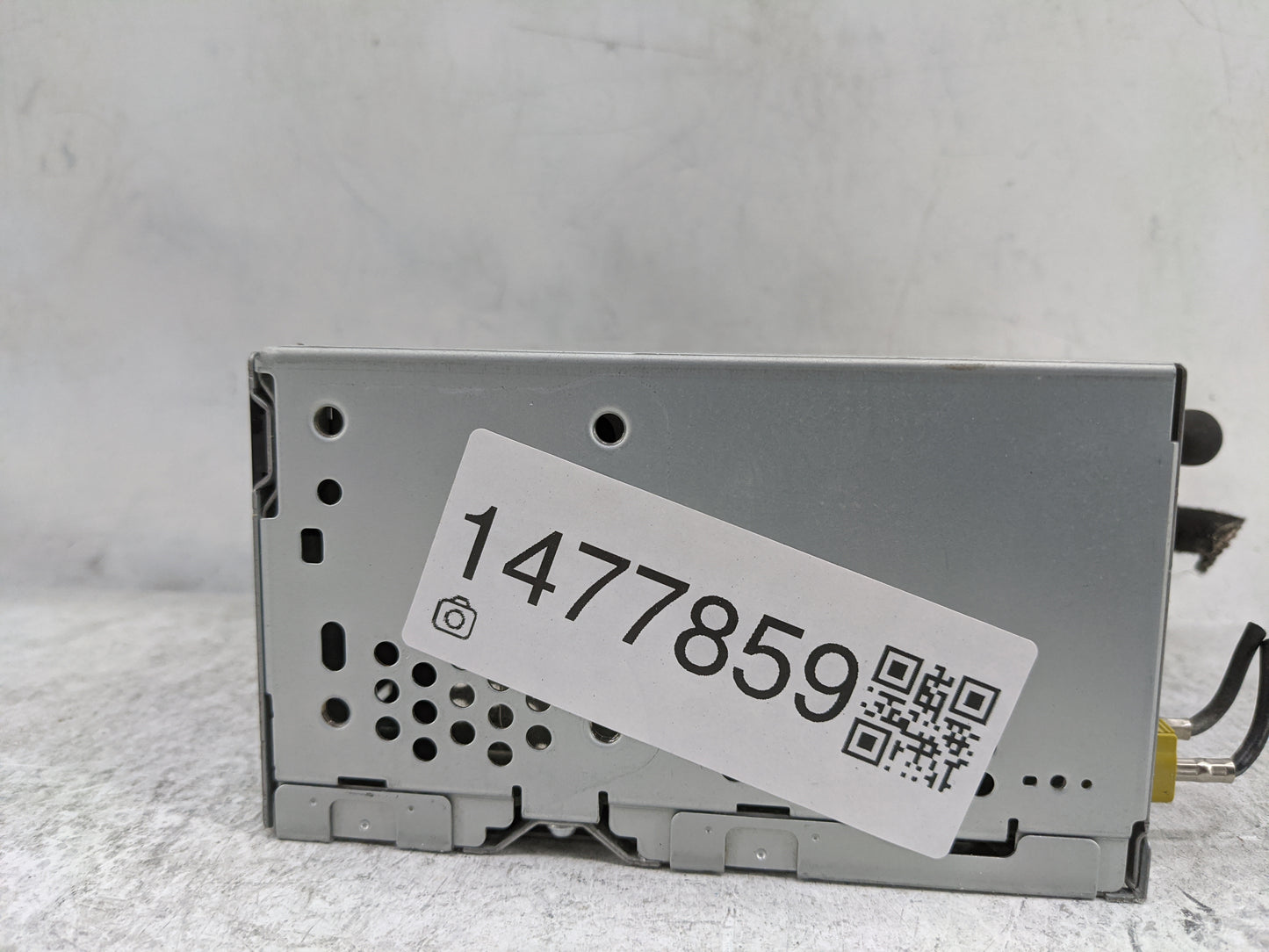 2014 Ford Explorer Radio AM FM Cd Player Receiver Replacement P/N:PU-3910L-C EB5T-19C107-EA, 276-1056-76 Fits OEM Used Auto 