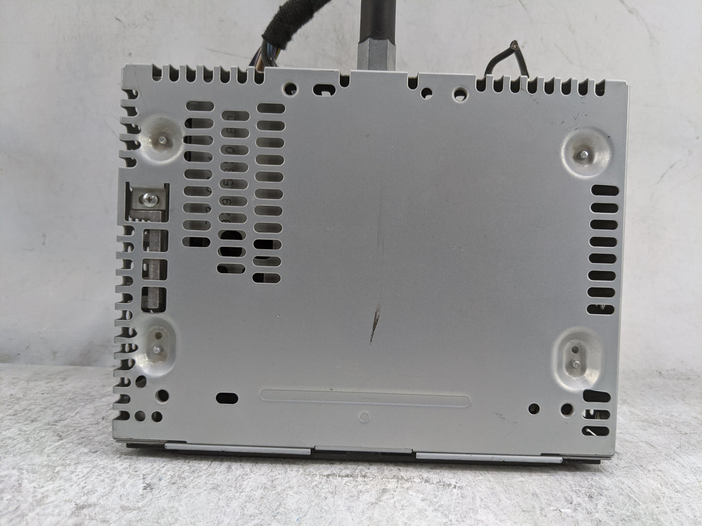 2014 Ford Explorer Radio AM FM Cd Player Receiver Replacement P/N:PU-3910L-C EB5T-19C107-EA, 276-1056-76 Fits OEM Used Auto 