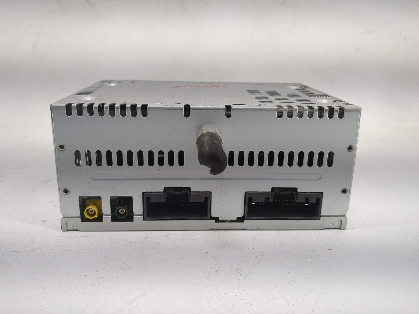2014 Ford Explorer Radio AM FM Cd Player Receiver Replacement P/N:PU-3890L-A Fits OEM Used Auto Parts - Oemusedautoparts1.co