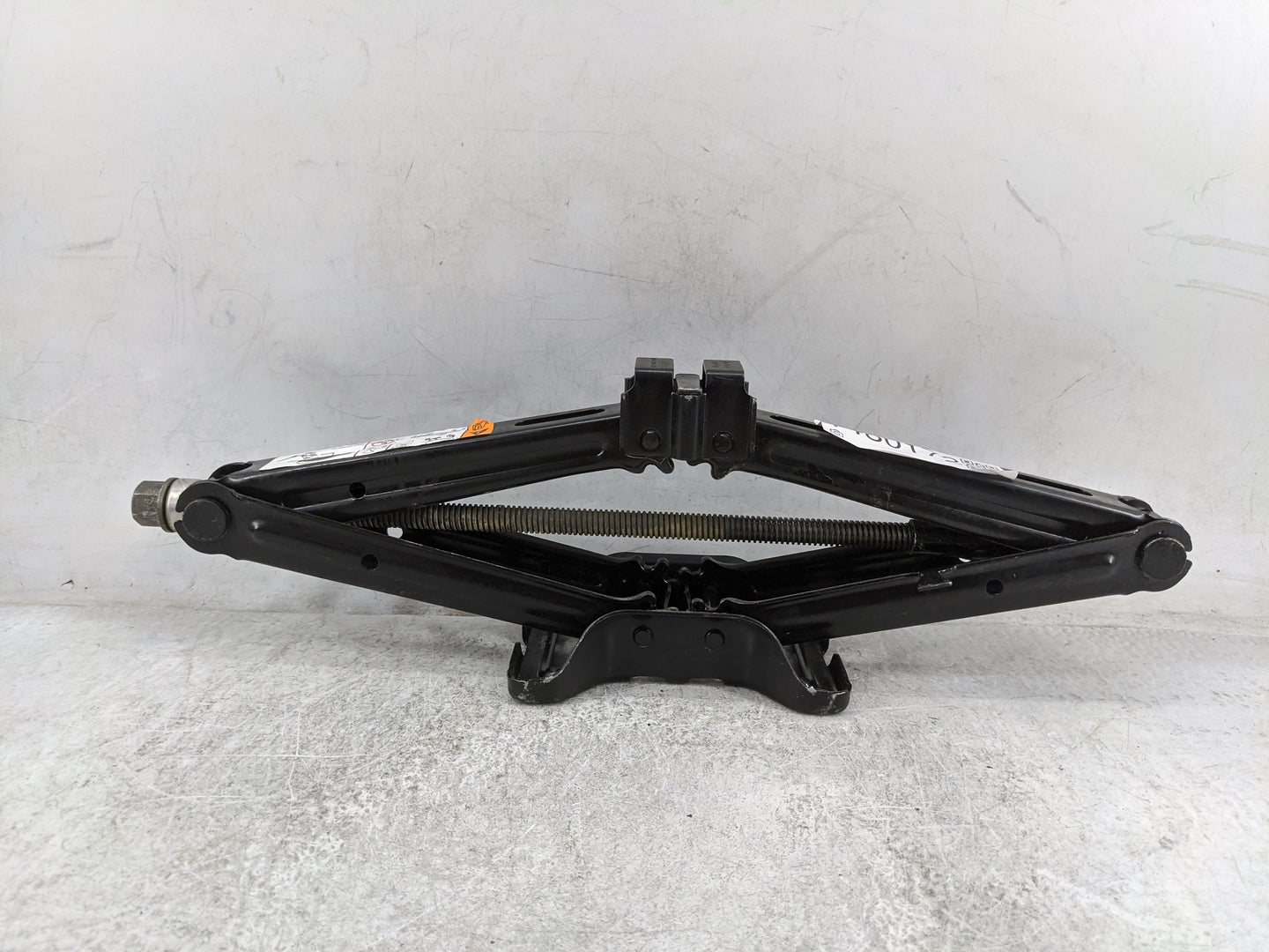 2014 Ford Explorer Spare Scissor Car Jack Black - Oemusedautoparts1.com