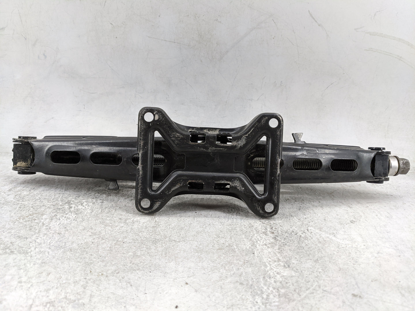 2014 Ford Explorer Spare Scissor Car Jack Black - Oemusedautoparts1.com