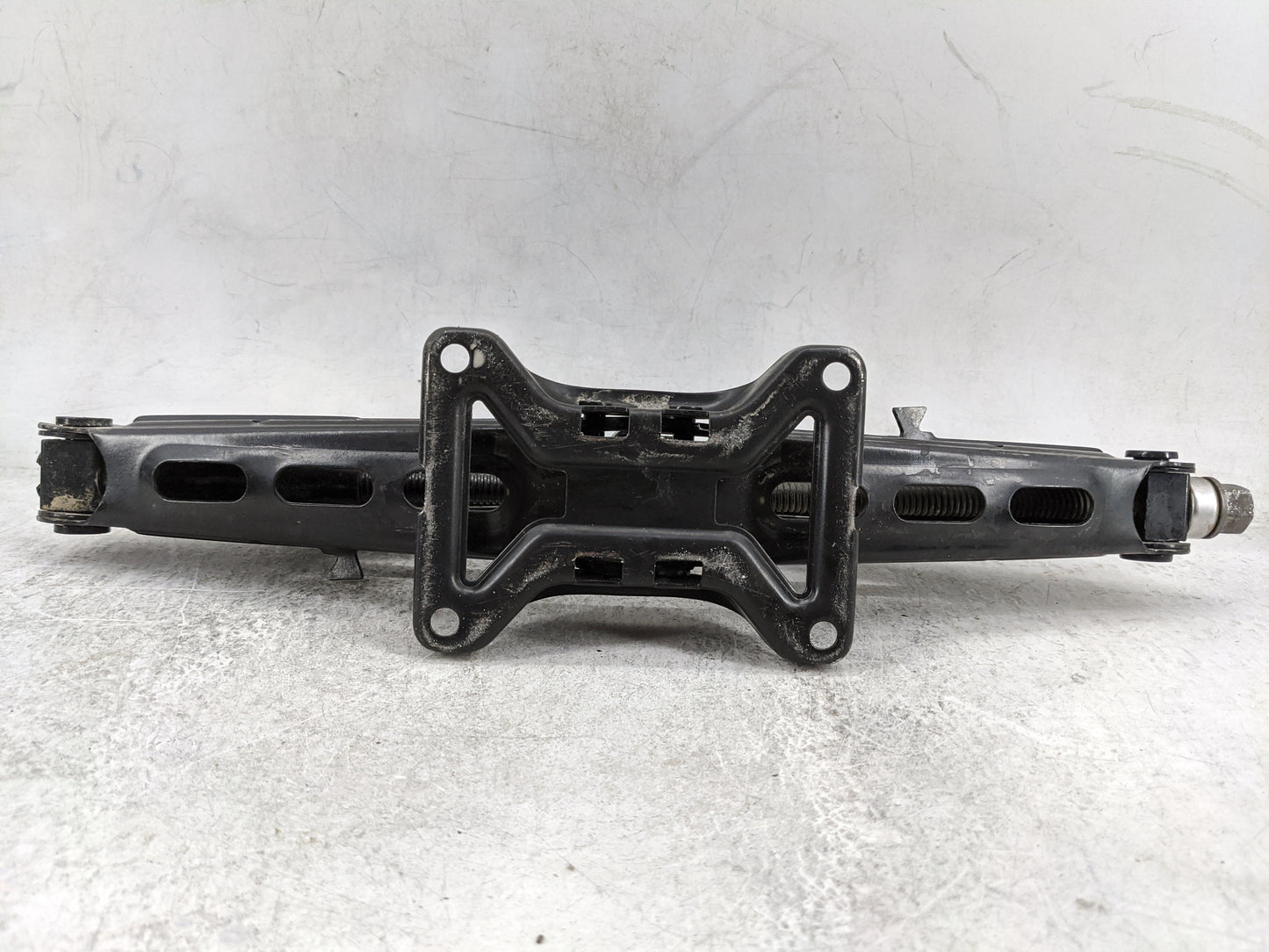 2014 Ford Explorer Spare Scissor Car Jack Black - Oemusedautoparts1.com