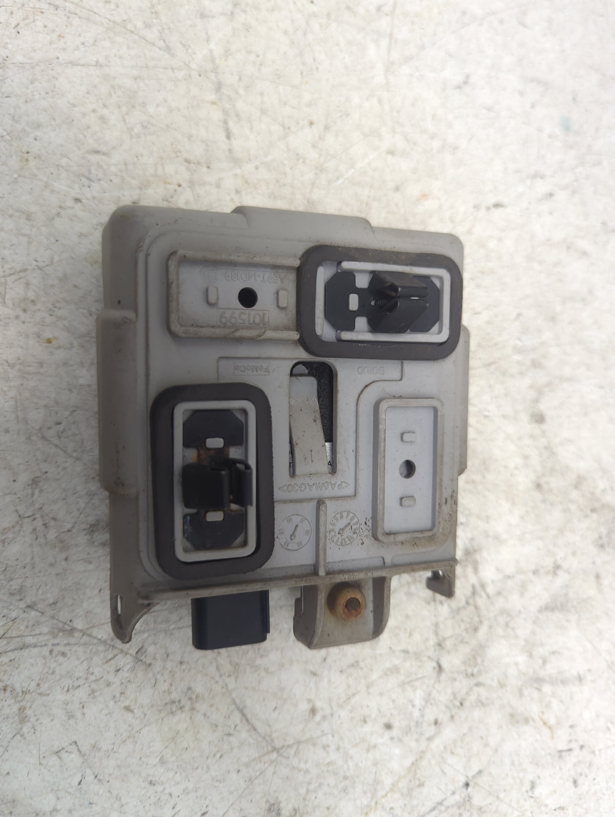 2013-2015 Ford Explorer Backup Camera Or Backup Sensor 1483701 - Oemusedautoparts1.com