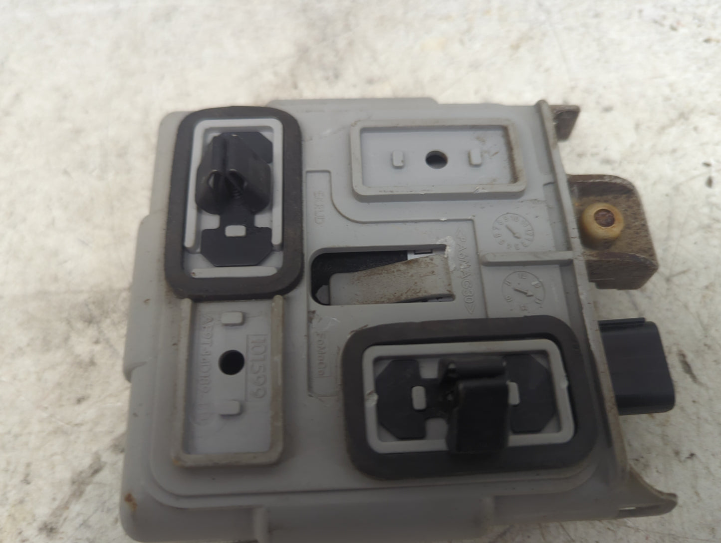 2013-2015 Ford Explorer Backup Camera Or Backup Sensor 1483794 - Oemusedautoparts1.com