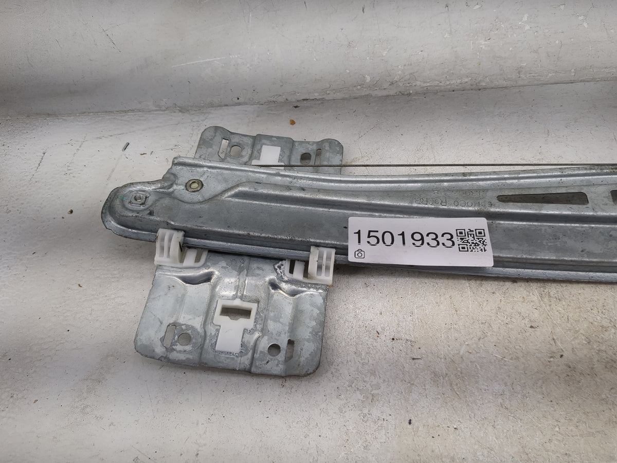 2014 Ford Explorer Used Driver Left Front Window Regulator 1501933 - Oemusedautoparts1.com