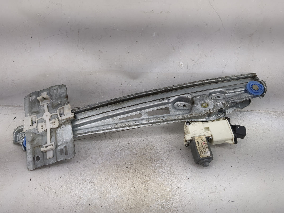 2014 Ford Explorer Used Driver Left Front Window Regulator 1501933 - Oemusedautoparts1.com