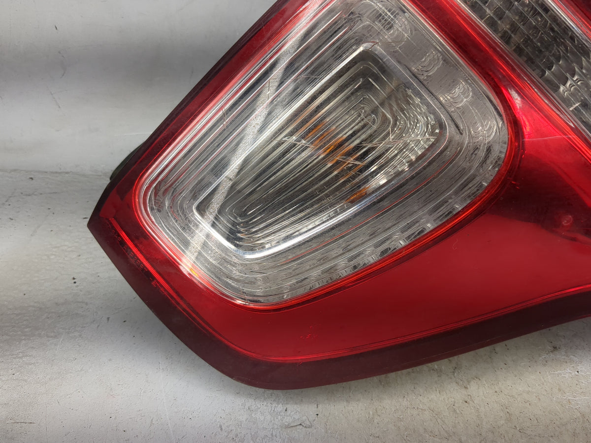 2014 Ford Explorer Tail Light Assembly Passenger Right OEM Fits OEM Used Auto Parts - Oemusedautoparts1.com