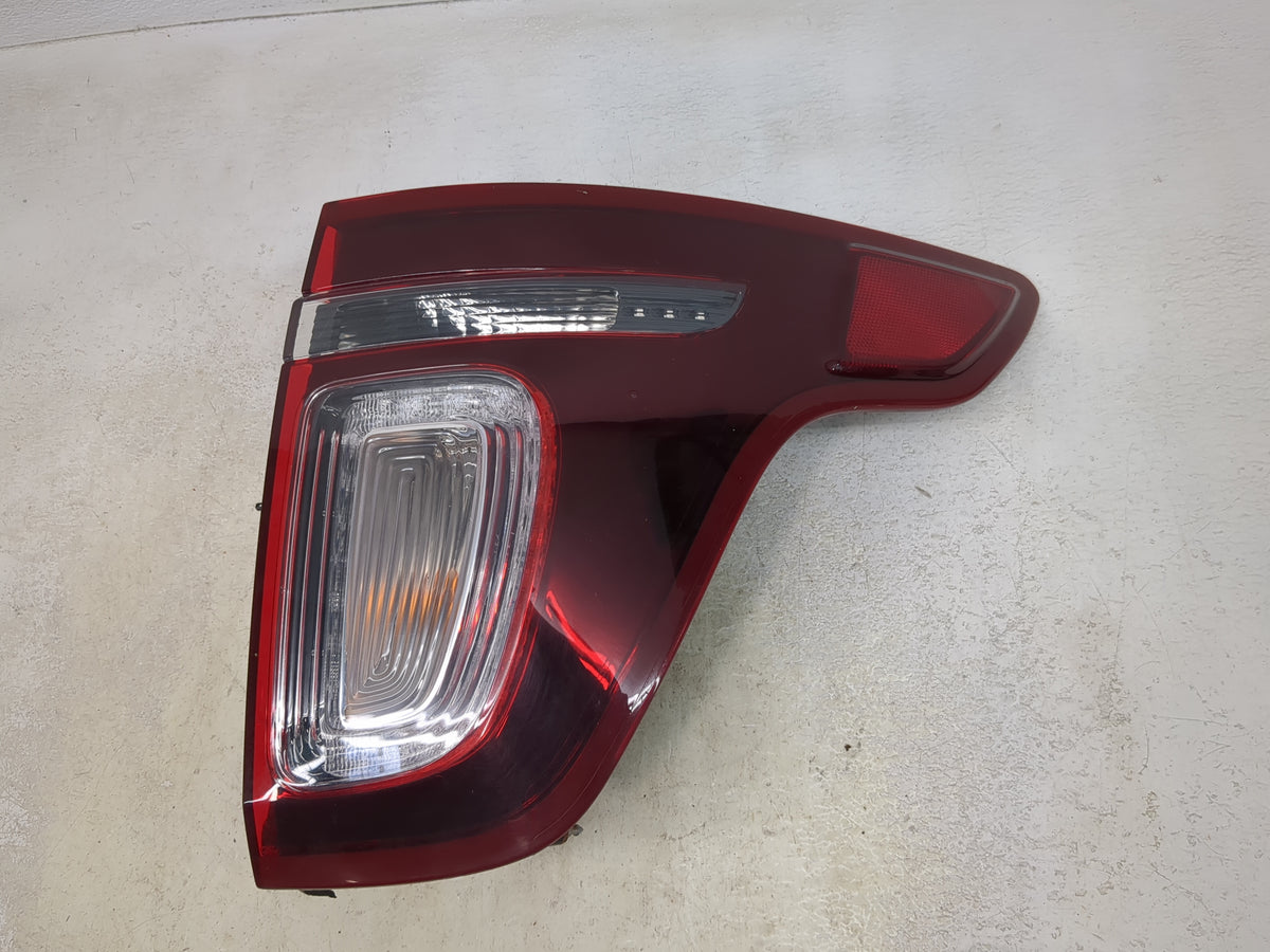 2013-2015 Ford Explorer Tail Light Assembly Passenger Right OEM P/N:44ZH-2055-B Fits Fits 2013 2014 2015 OEM Used Auto Parts