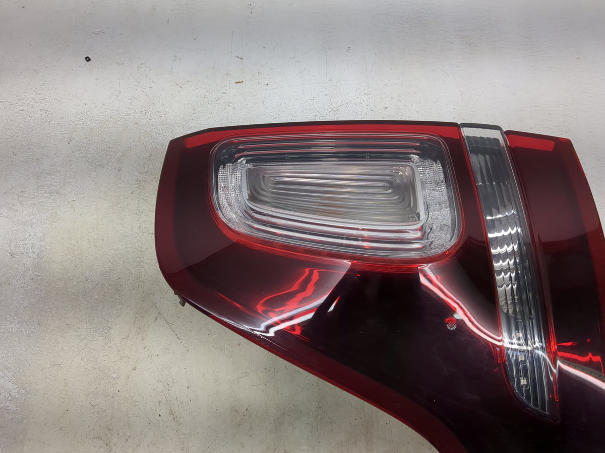 2013-2015 Ford Explorer Tail Light Assembly Passenger Right OEM P/N:44ZH-2055-B Fits Fits 2013 2014 2015 OEM Used Auto Parts