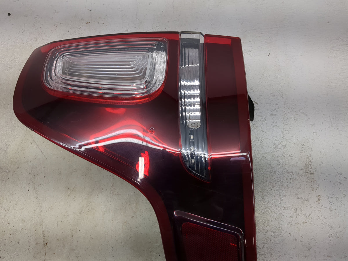 2013-2015 Ford Explorer Tail Light Assembly Passenger Right OEM P/N:44ZH-2055-B Fits Fits 2013 2014 2015 OEM Used Auto Parts