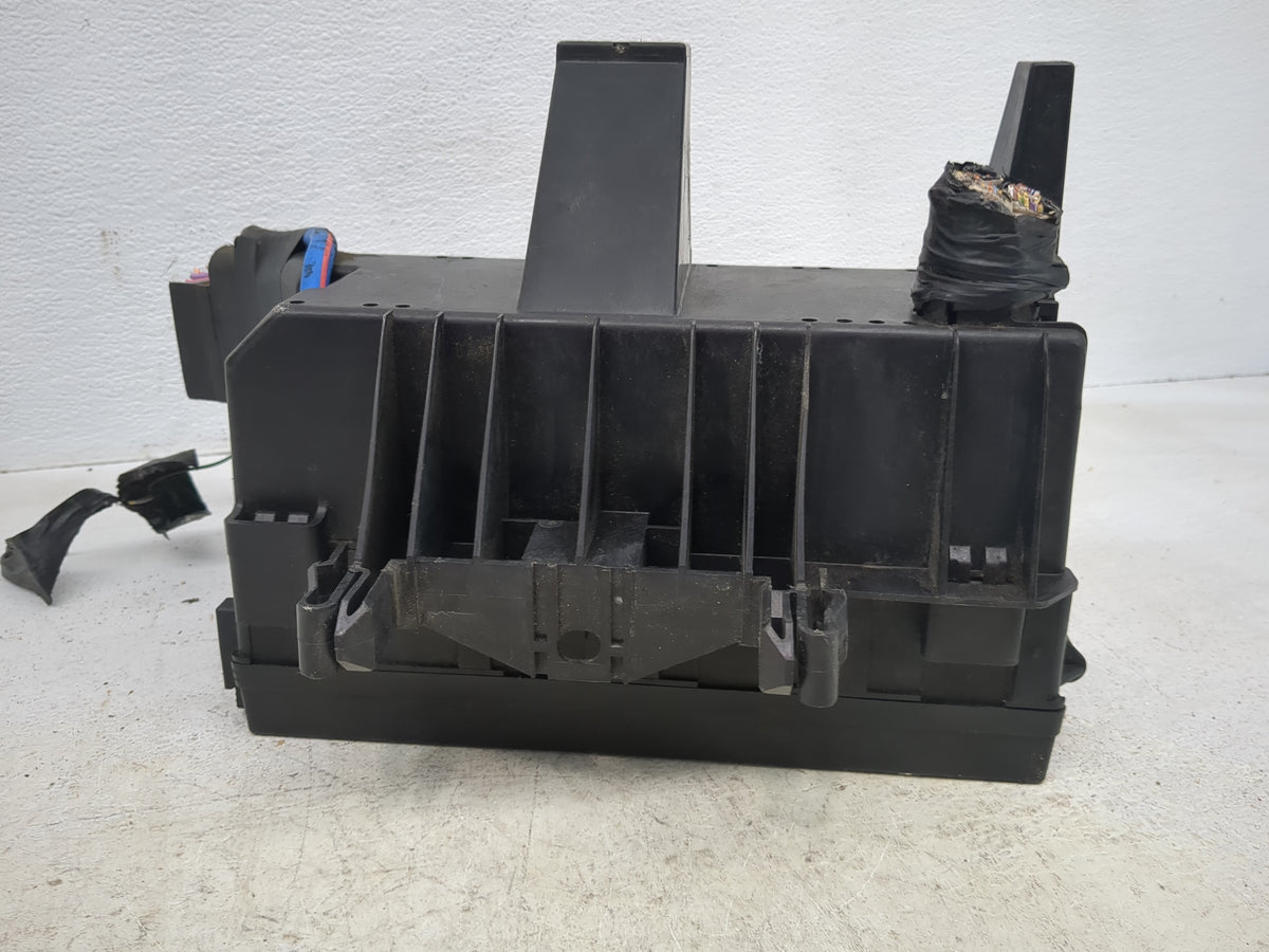 2014-2015 Ford Explorer Fusebox Fuse Box Panel Relay Module Fits Fits 2014 2015 OEM Used Auto Parts - Oemusedautoparts1.com
