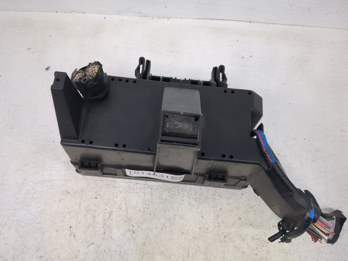 2014-2015 Ford Explorer Fusebox Fuse Box Panel Relay Module Fits Fits 2014 2015 OEM Used Auto Parts - Oemusedautoparts1.com
