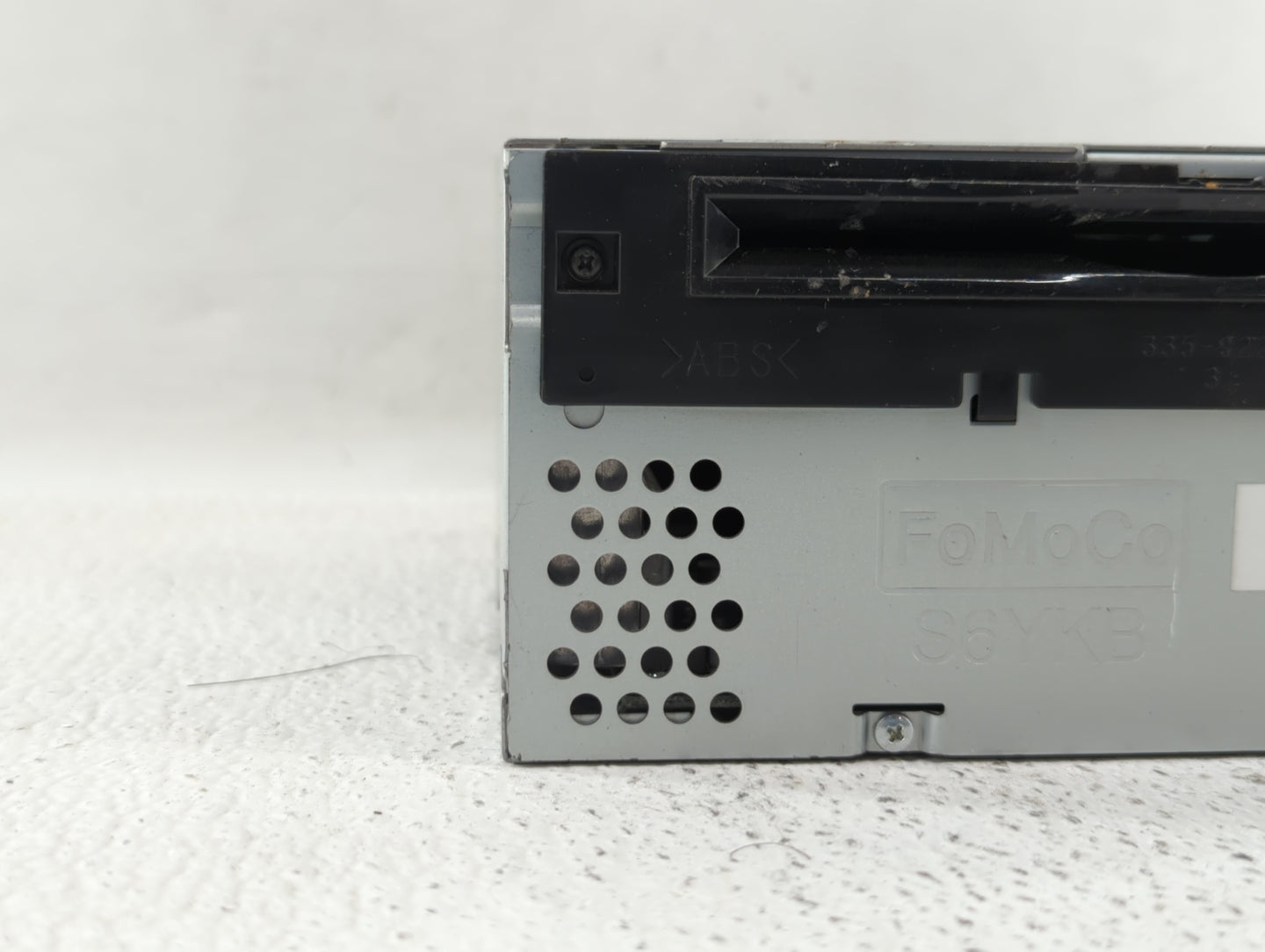 2014 Ford Explorer Radio AM FM Cd Player Receiver Replacement P/N:EB5T-19C107-FA EB5T-19C107-FC Fits OEM Used Auto Parts - O