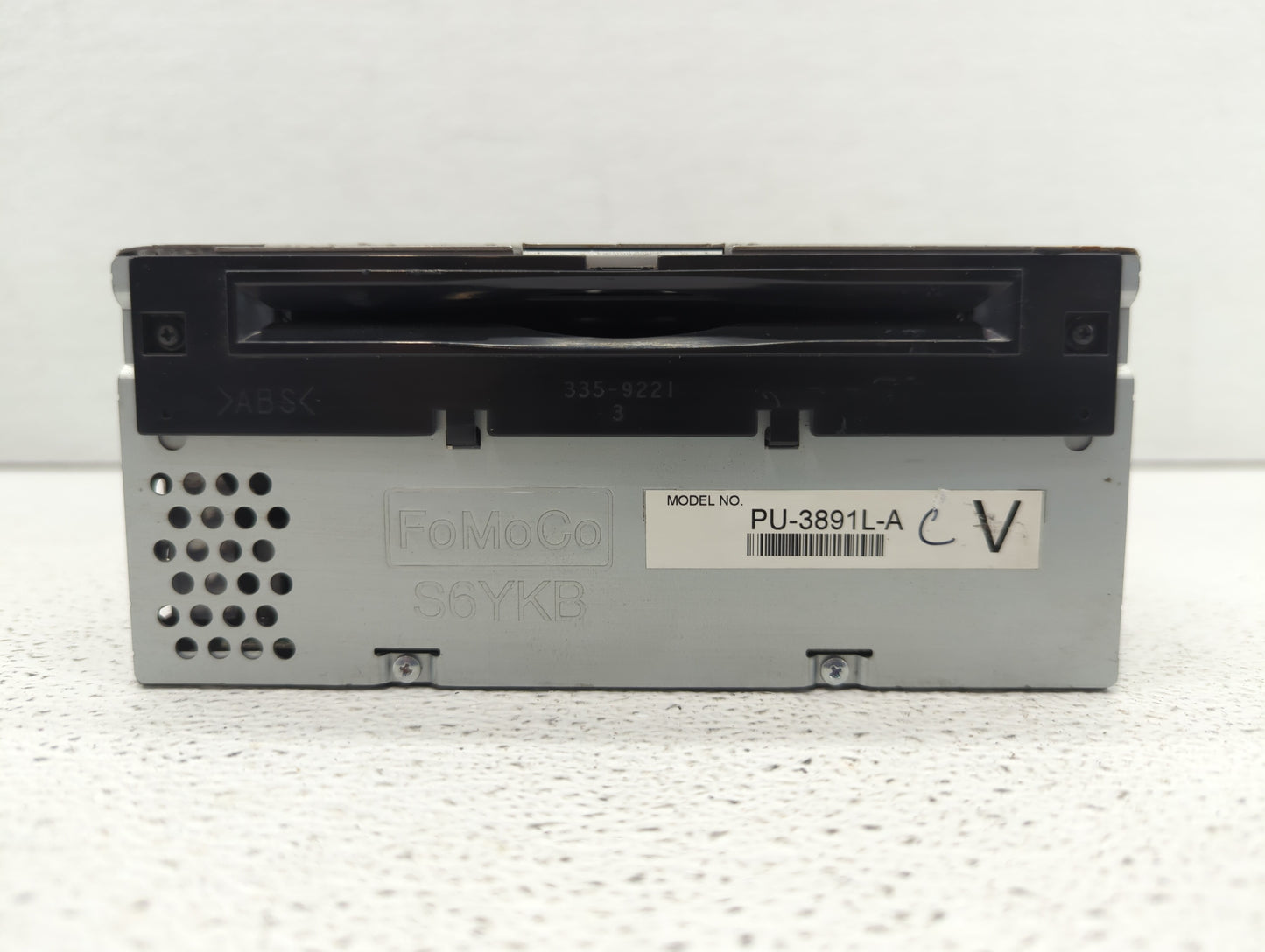 2014-2014 Ford Explorer Am Fm Cd Player Radio Receiver - Oemusedautoparts1.com