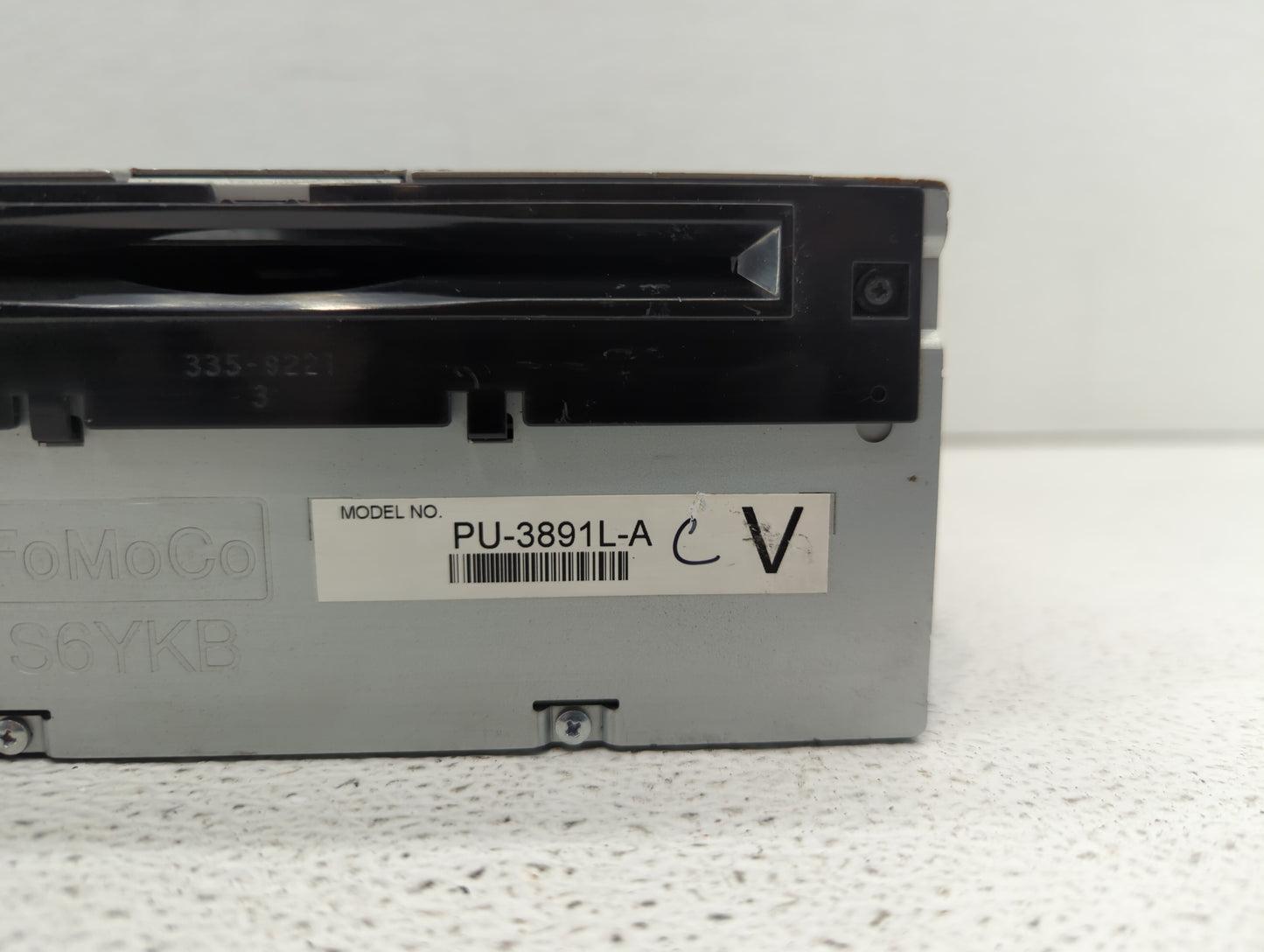 2014-2014 Ford Explorer Am Fm Cd Player Radio Receiver - Oemusedautoparts1.com