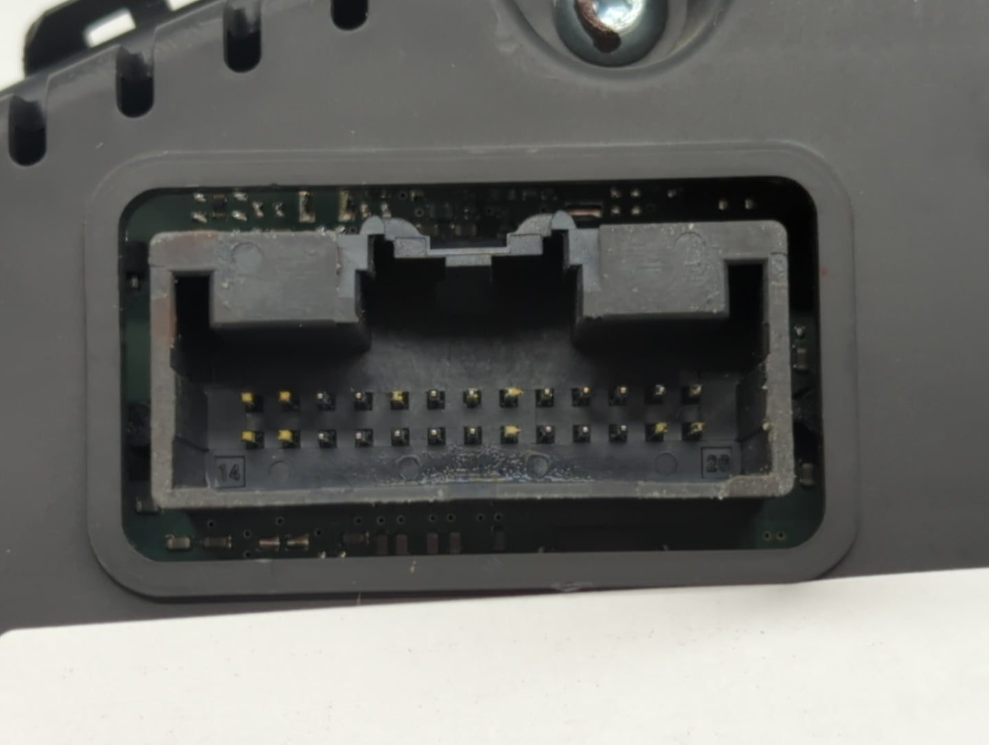 2013 Ford Explorer Instrument Cluster Speedometer Gauges P/N:DB5T-10849-EC DB5T-10849-DH, DB5T-10849-EE Fits OEM Used Auto P