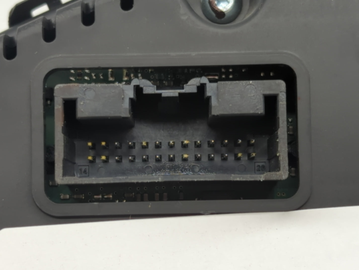 2013 Ford Explorer Instrument Cluster Speedometer Gauges P/N:DB5T-10849-EC DB5T-10849-DH, DB5T-10849-EE Fits OEM Used Auto P